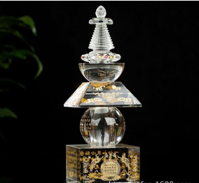 Tháp xá lợi trắng
