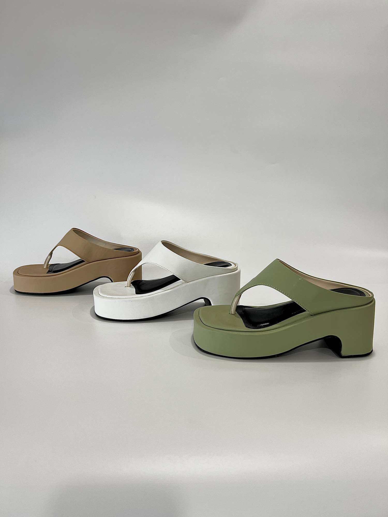 Sóng Sandals - peleshoes