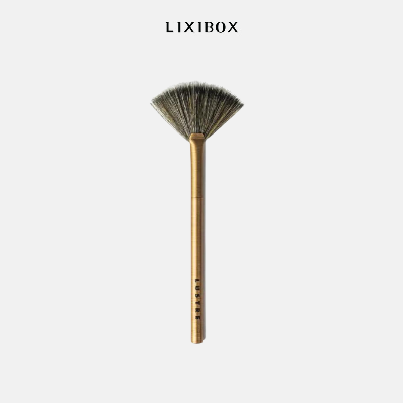 Cọ tán phấn bắt sáng Lustre Pro Makeup Brush - Fan Brush - Gold Edition F104