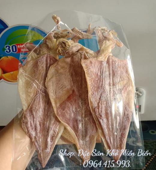 1Kg MỰC KHÔ (size 30-35con/kg)
