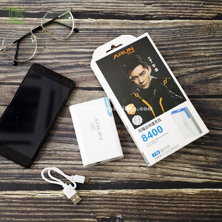 Hot hot giá sốc ⚡ pin sạc dự phòng arun 8400mah 10000mah- tặng kèm cáp sạc 1m