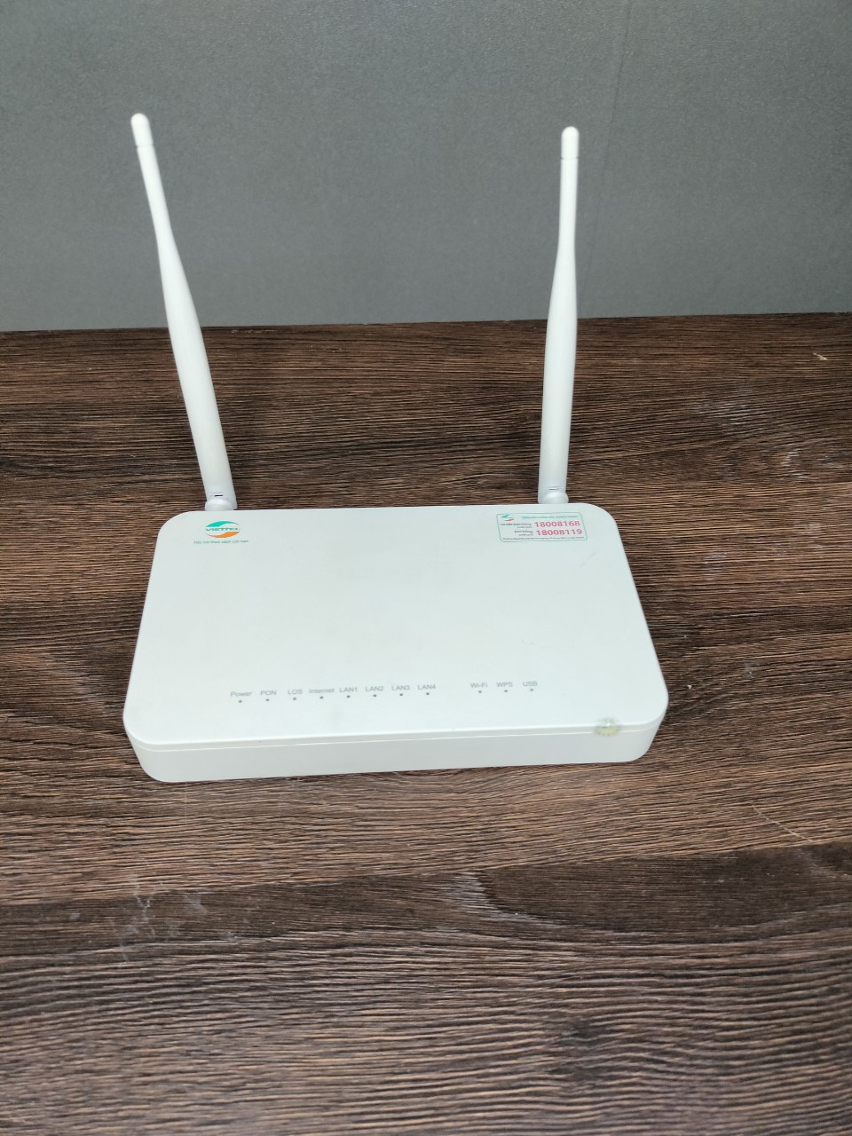 Modem phát wifi Viettel ZXHN F670Y 2 băng tần 2.4 & 5.G đầy đủ phụ kiện dã qua sử dụng còn phát wifi khỏe