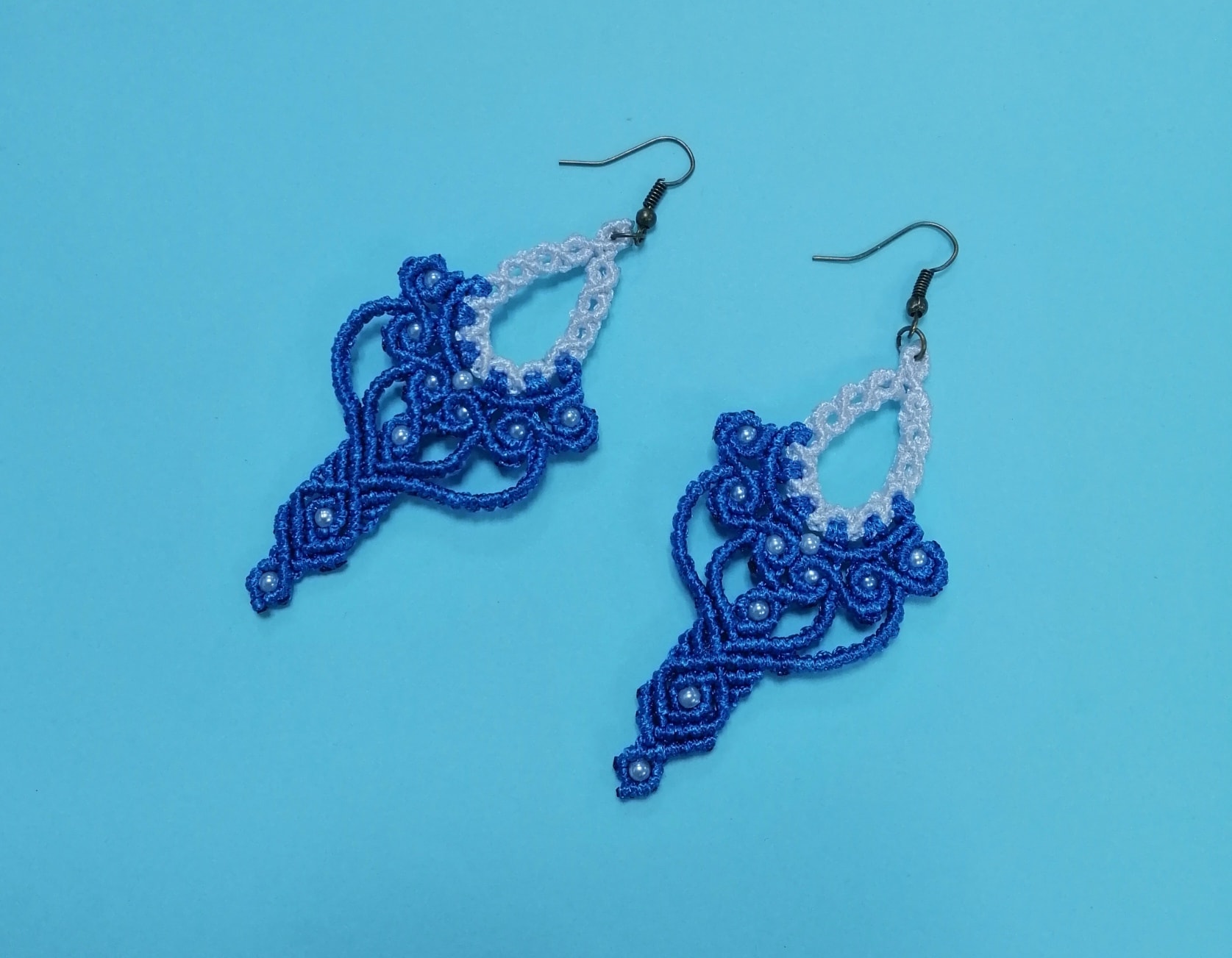 Hoa tai handmade họa tiết
