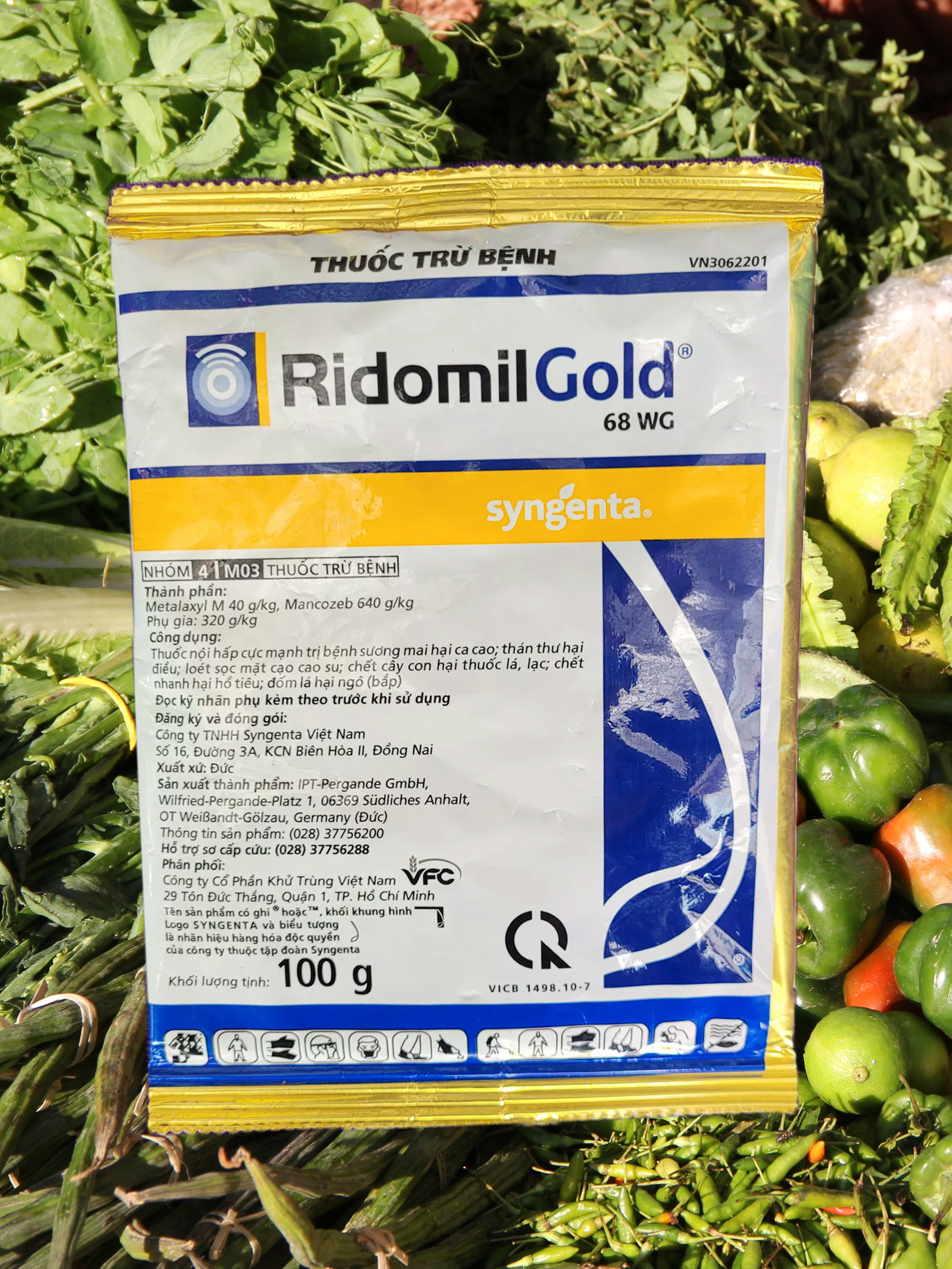 Trừ nấm Ridomil gold 68WG