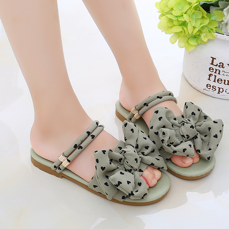 Dép bé gái sandal bé gái chấm bi thời trang cực xinh cho bé gái size 26-34 sk01