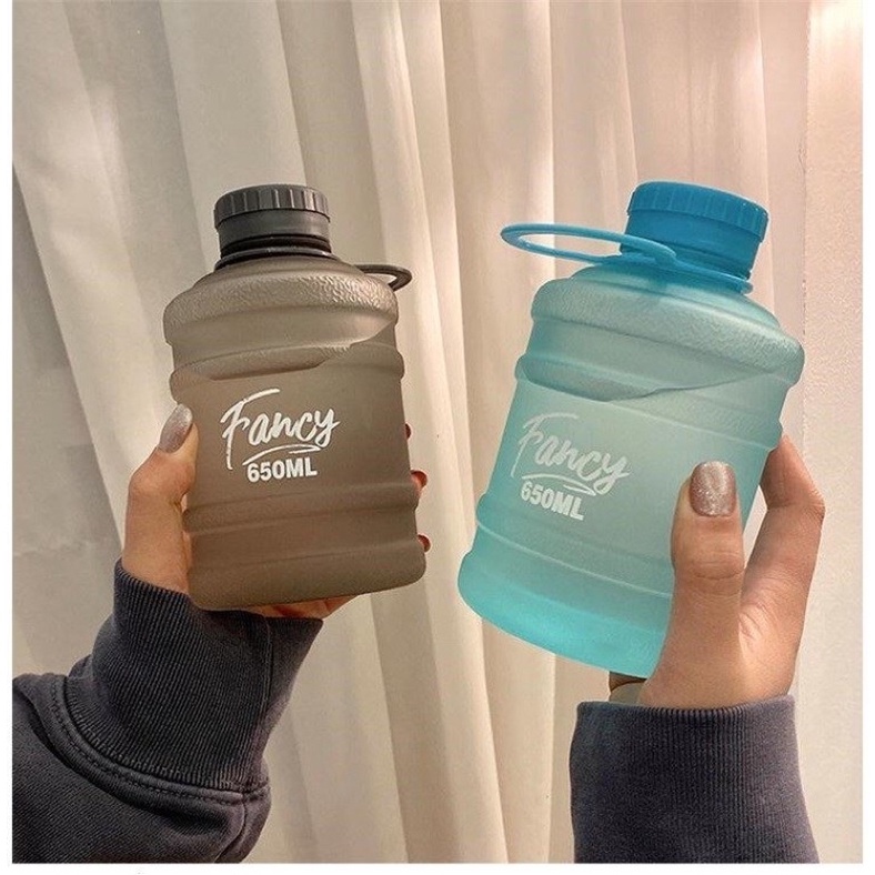 Bình nước cute bình đựng nước 650ml cầm tay tiện lợi