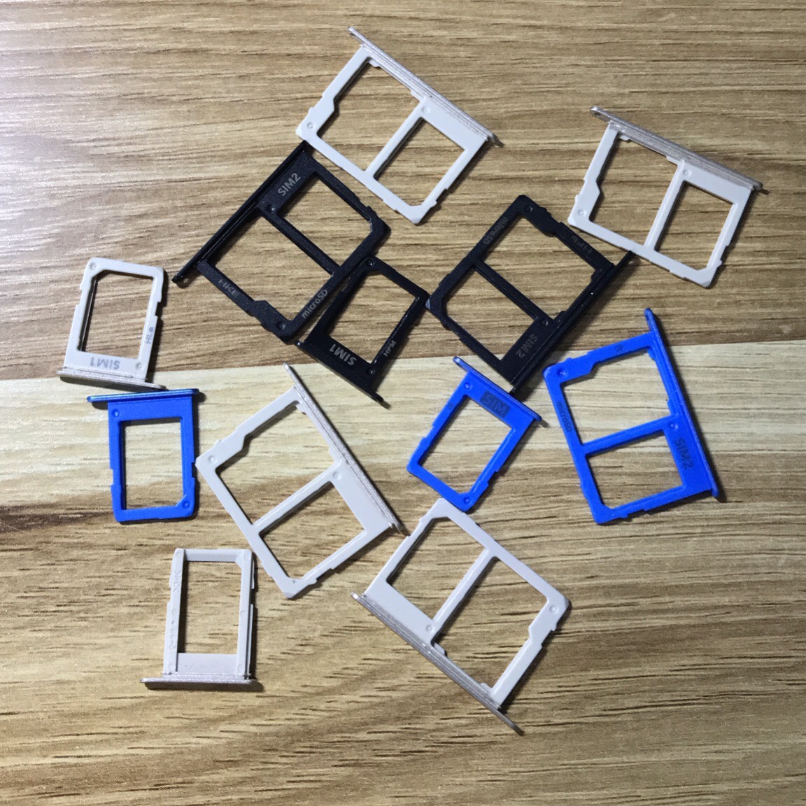 Khay sim Samsung J4 Core