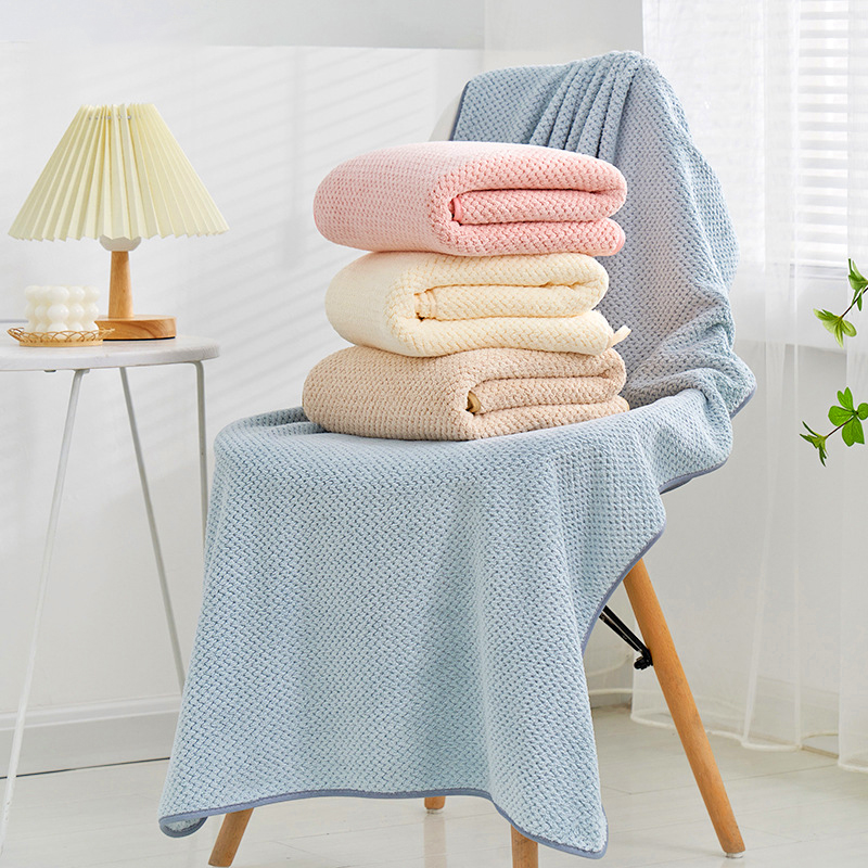 Khăn tắm khổ lớn cao cấp Living C, khăn tắm lông cừu, lông mềm thấm hút tốt không xù rụng lông