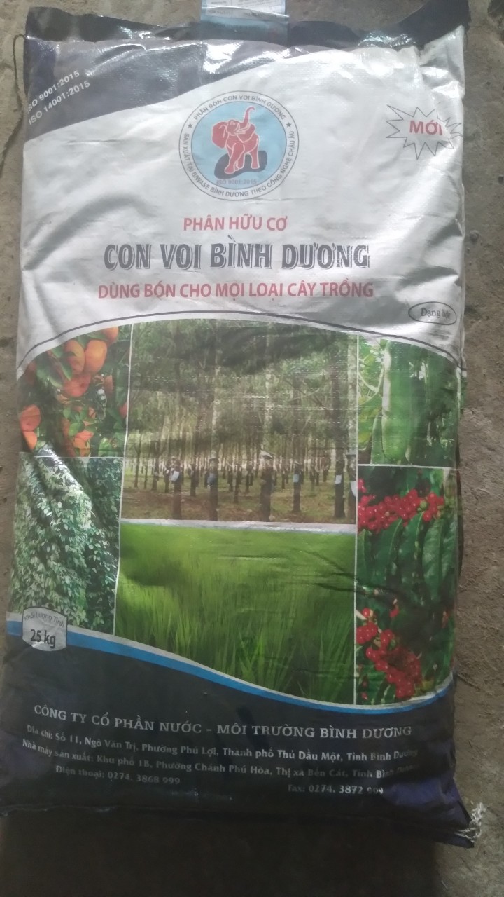 Phân bón Hữu Cơ 1 kg, dùng cho mọi loại cây trồng.