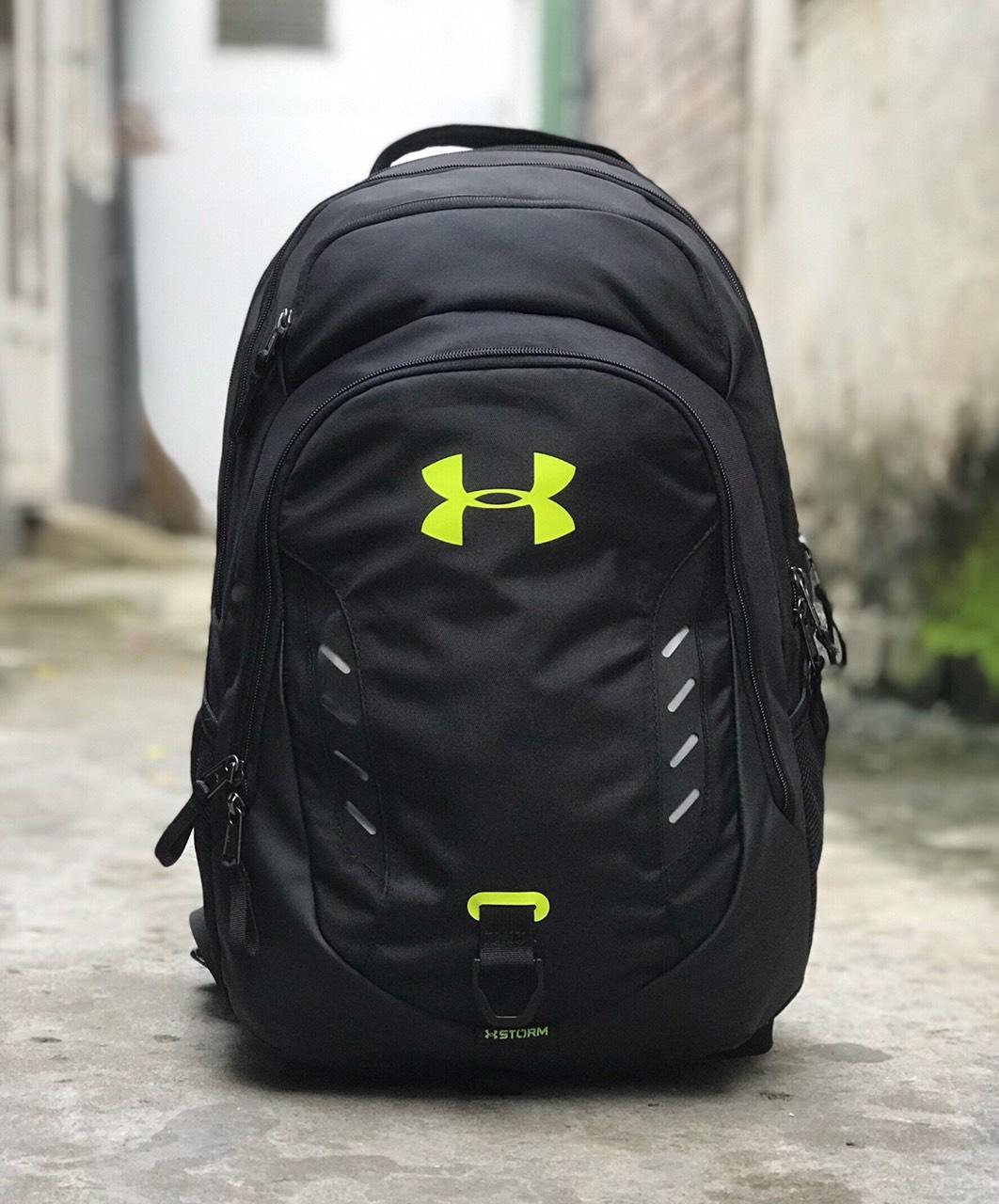 Balo under armour storm 2.0 màu đen logo xanh lá