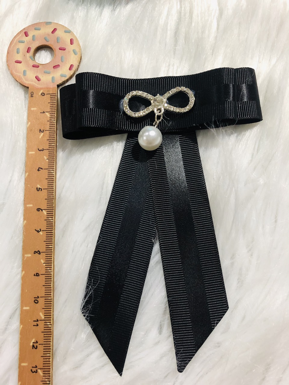 Cài áo nơ phối nơ