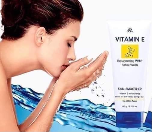 Combo 3 sữa rửa mặt vitamin e skin-smoother aron thái lan 190g chính hãng