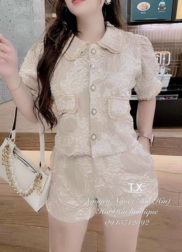 Sét bộ voan tiểu thư sang chảnh phối túi cực xinh, có phối họa tiết gân siêu sang chảnh - tôn dáng cho các nàng hn