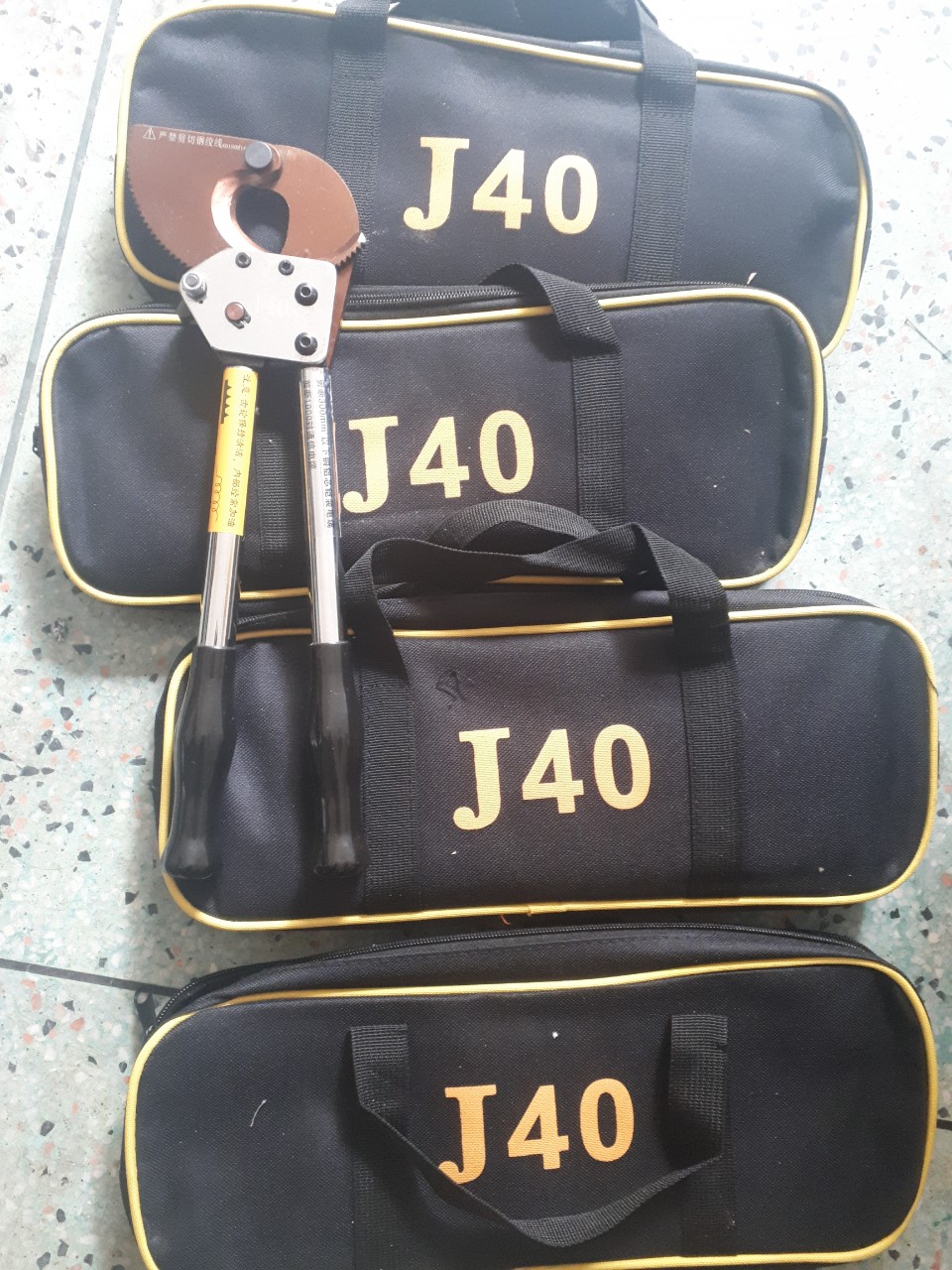 Kéo cắt cáp nhông j40, kìm cắt cáp nhông j40,