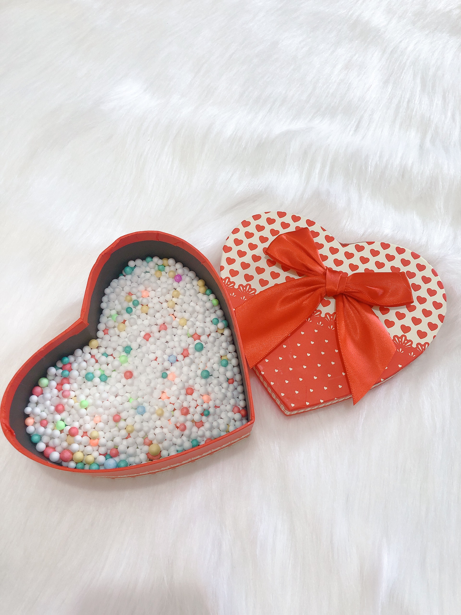 SET HỘP QUÀ TRÁI TIM KÈM XỐP DỄ THƯƠNG - Đường kính 14.5cm