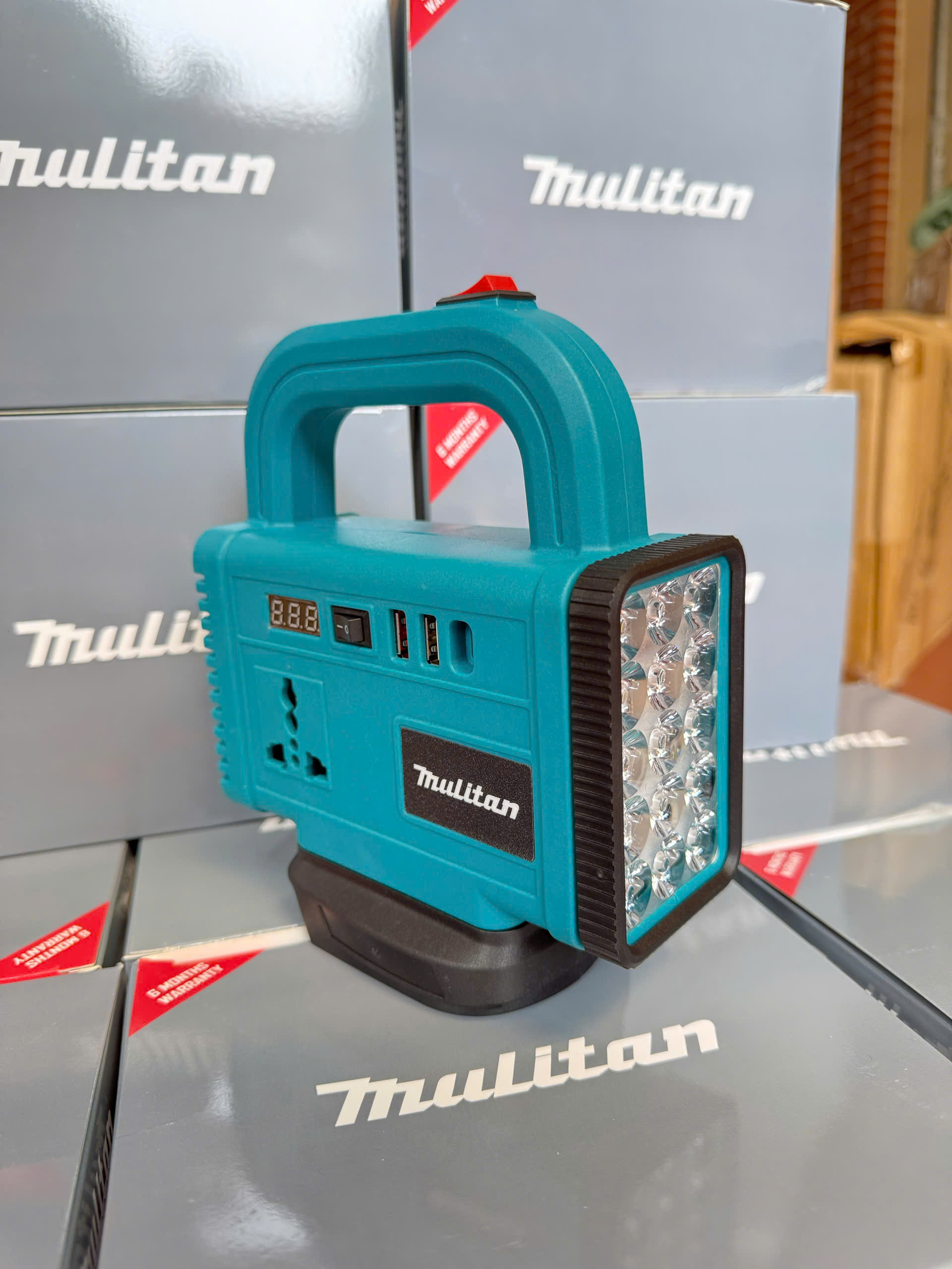 Đế Chuyển Đổi MULITAN Chuyển Nguồn Từ 18-21v lên 220v 50hz, Tích Hợp Đèn Led 10