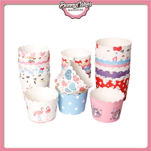 Khuôn giấy lót bánh cupcake cứng mầu sắc ngẫu nhiên
