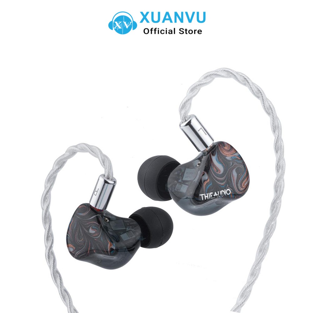 ThieAudio Legacy 4,  trang bị driver hybird với 1 driver dynamic và 3 driver BA kết hợp với 2 công tắc điều chỉnh cho phép người nghe thay đổi mức độ của tần số âm trầm và âm trung.