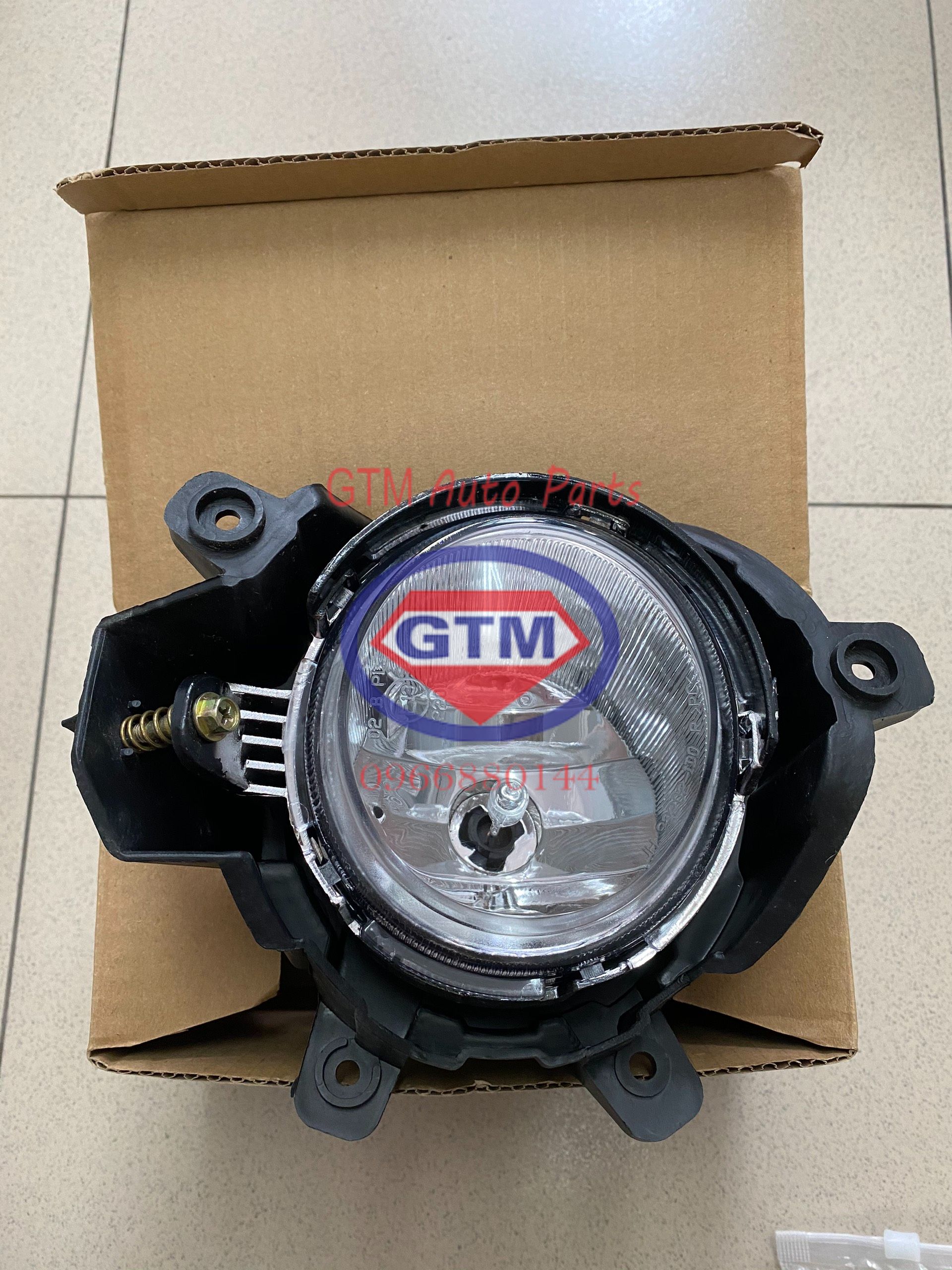 Đèn gầm - đèn cản trước kia carens