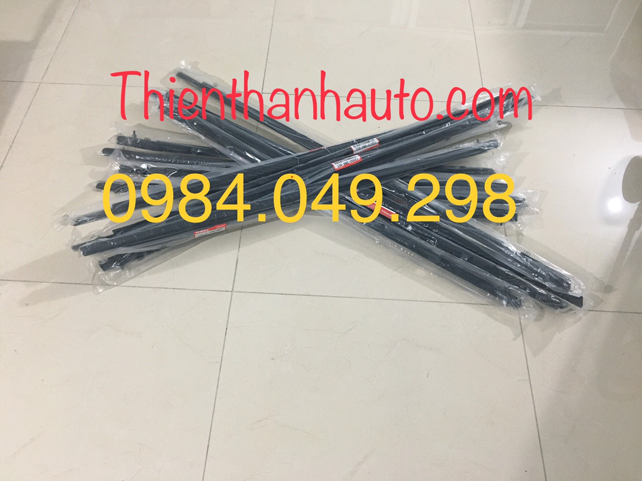 Nẹp chân kính cánh cửa Honda Civic 2006 - 2010