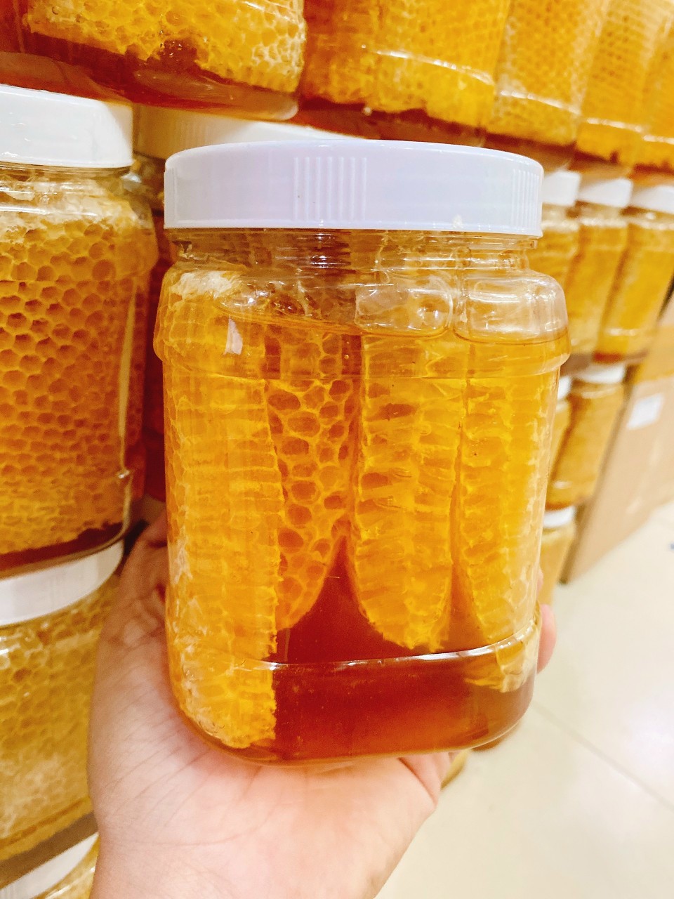 Mật ong nguyên sáp hộp 1kg, mật ong bánh tổ tự nhiên nguyên sáp