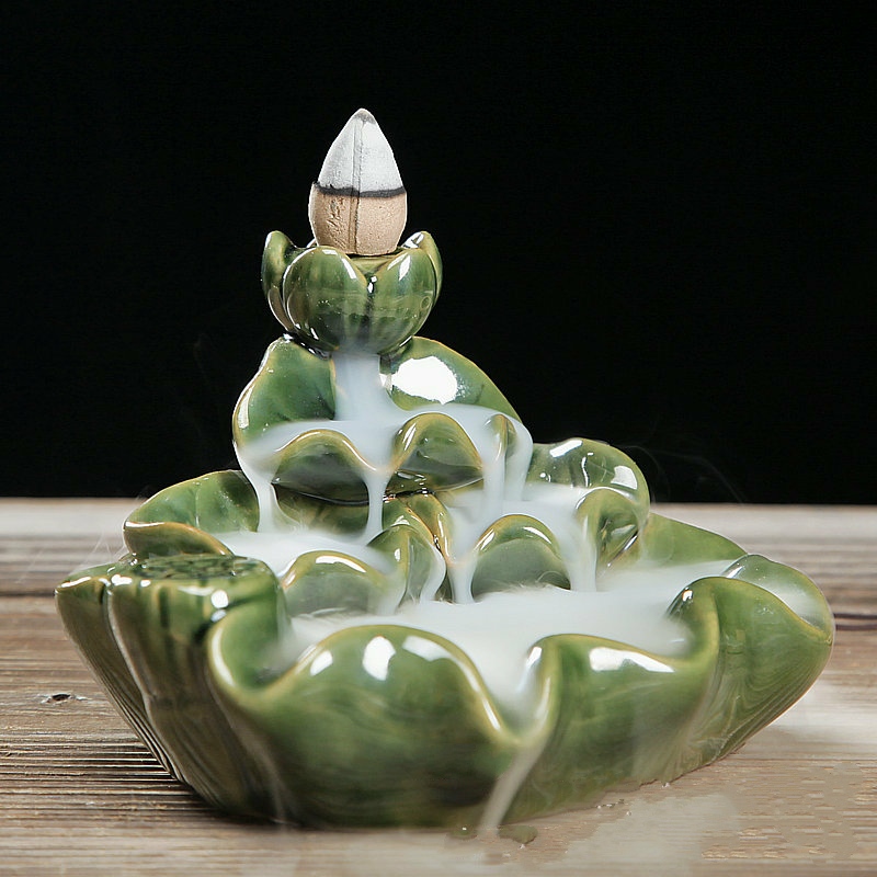 Thác khói trầm hương Lá Sen 4 tầng, tặng 1 nụ trầm hương - Phong Thủy Nhã Nam