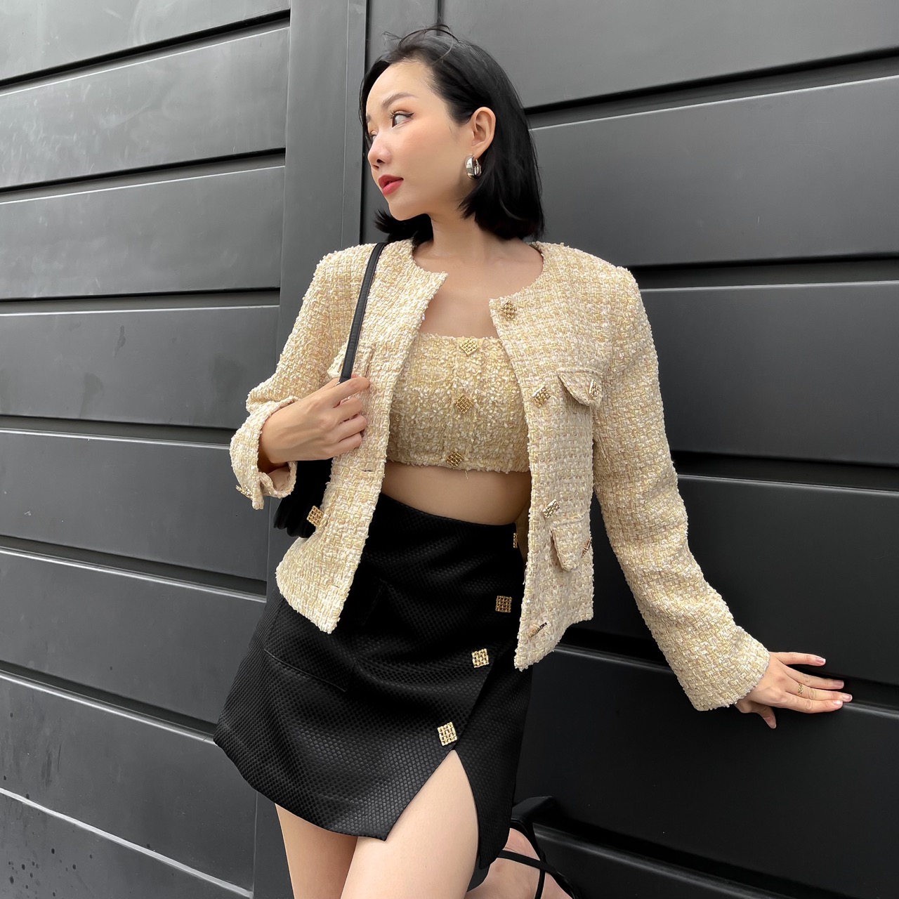 Coco sin - váy đen phối túi đính nút gold