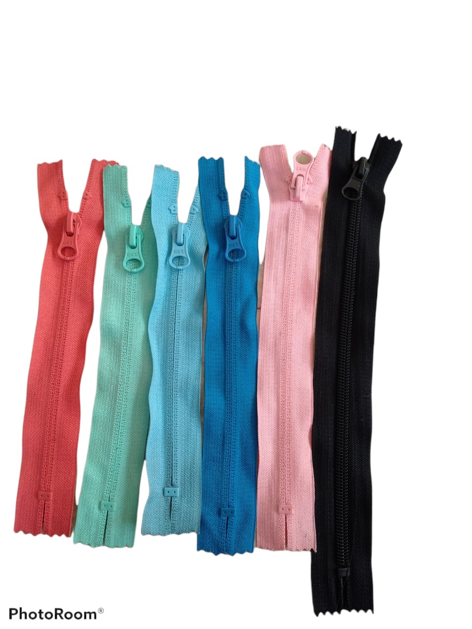Combo 10 dây khóa kéo đủ màu tiện dụng làm khóa quần khóa ví hoăcj đồ trang trí thủ công kích thước 20 cm