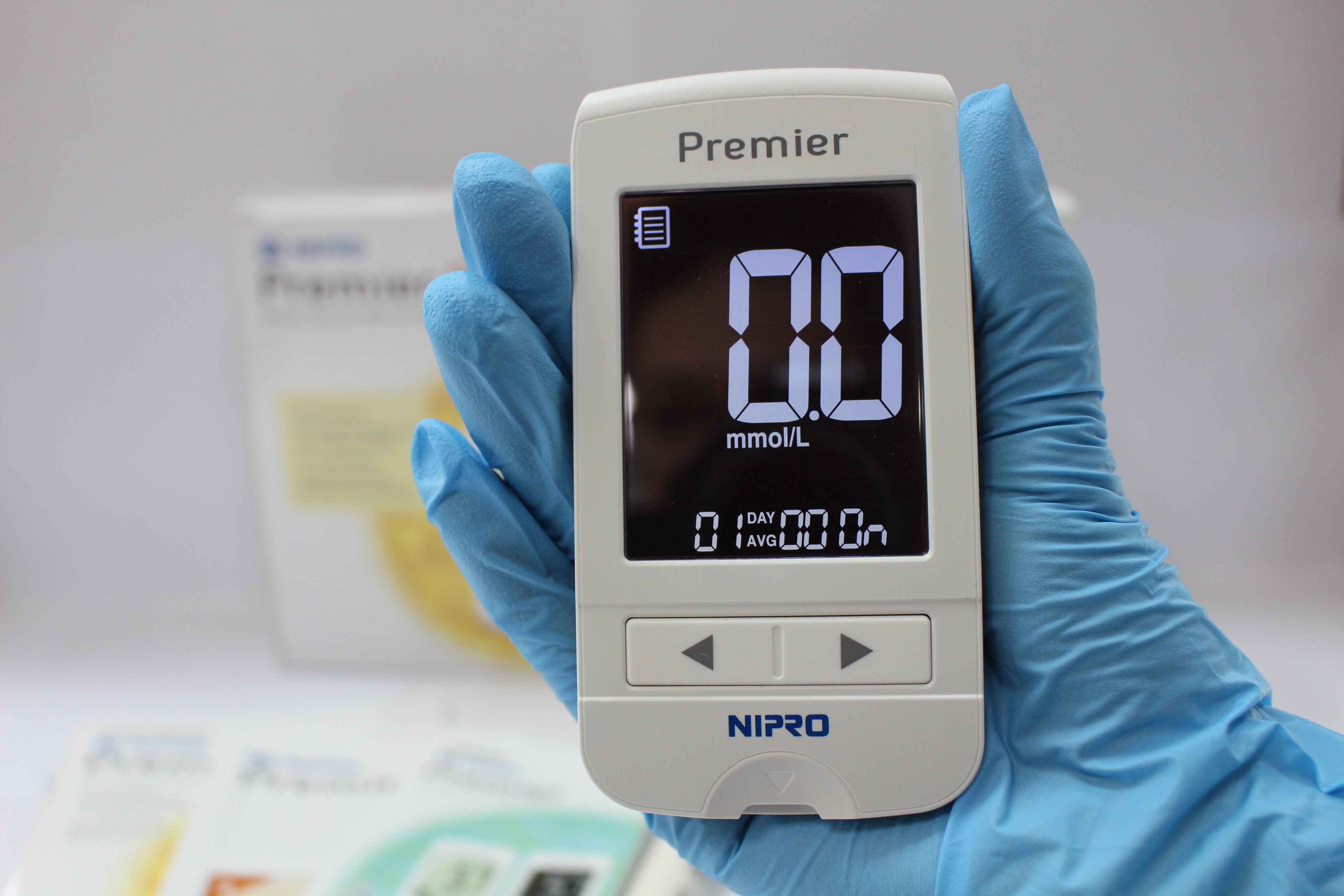 Máy đo đường huyết Nipro Premier S