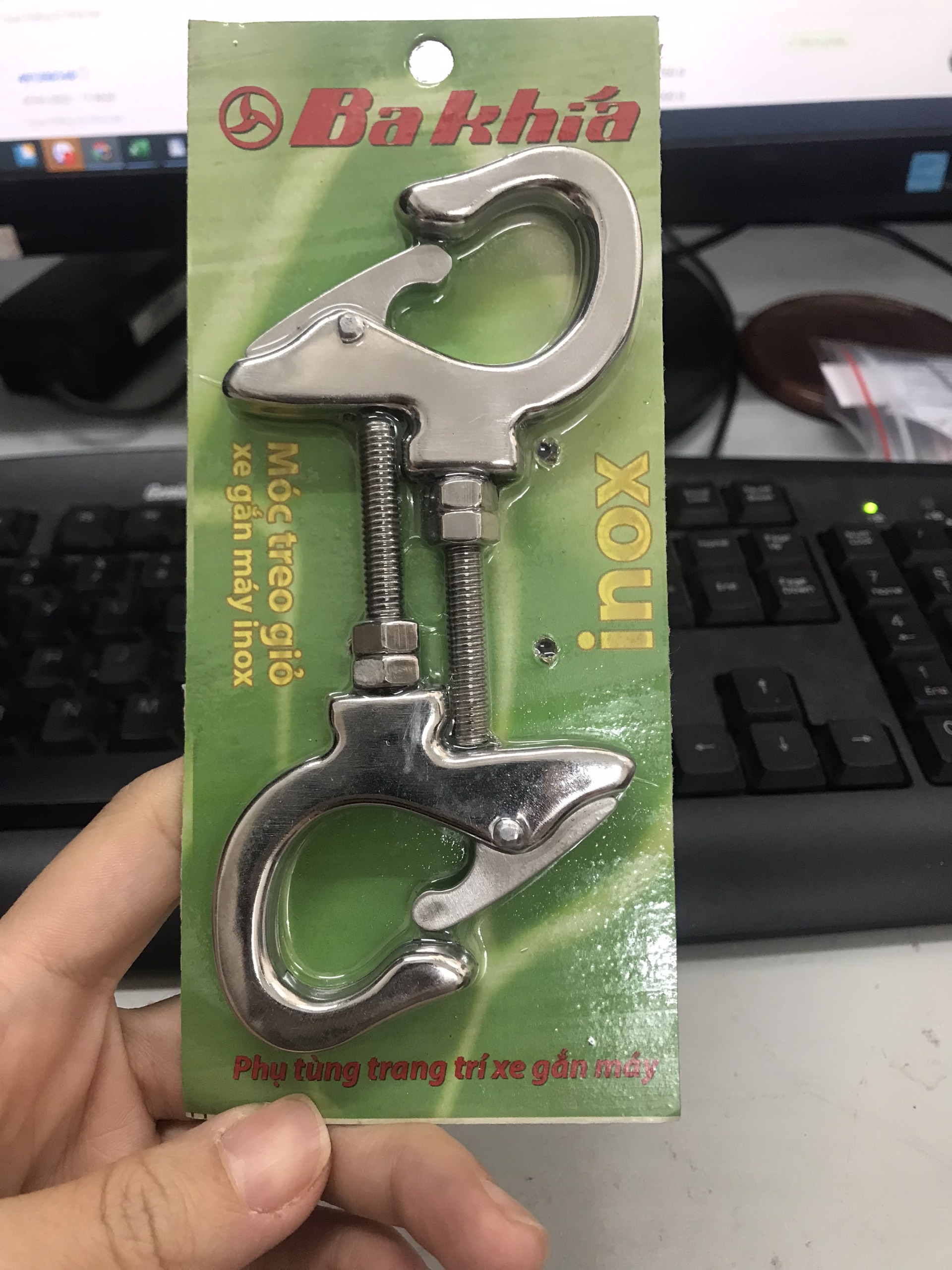 Bộ 2 Móc Treo Đồ Inox Gắn 2 Bên Xe Máy