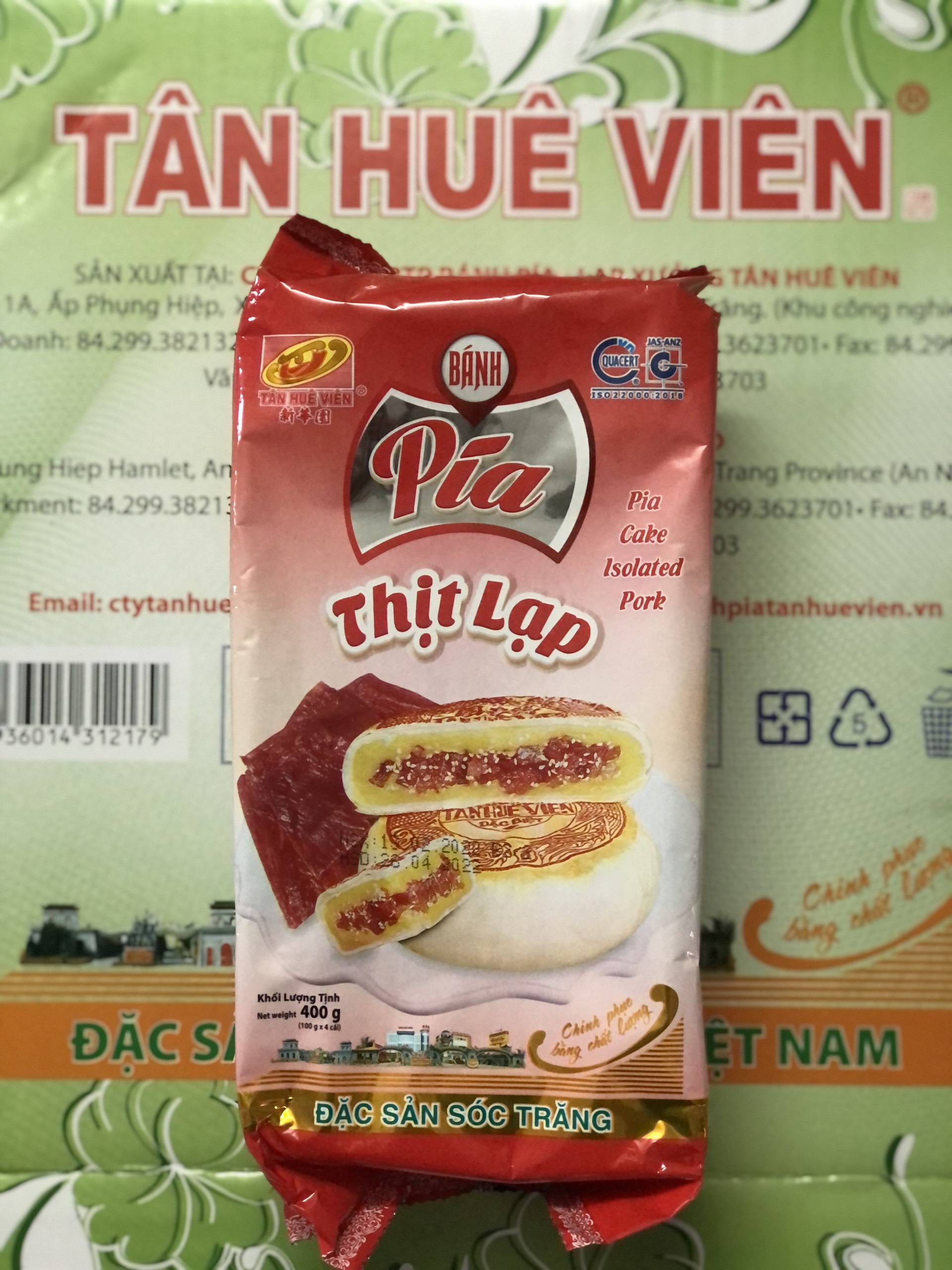 Bánh pía thịt lạp tân huê viên