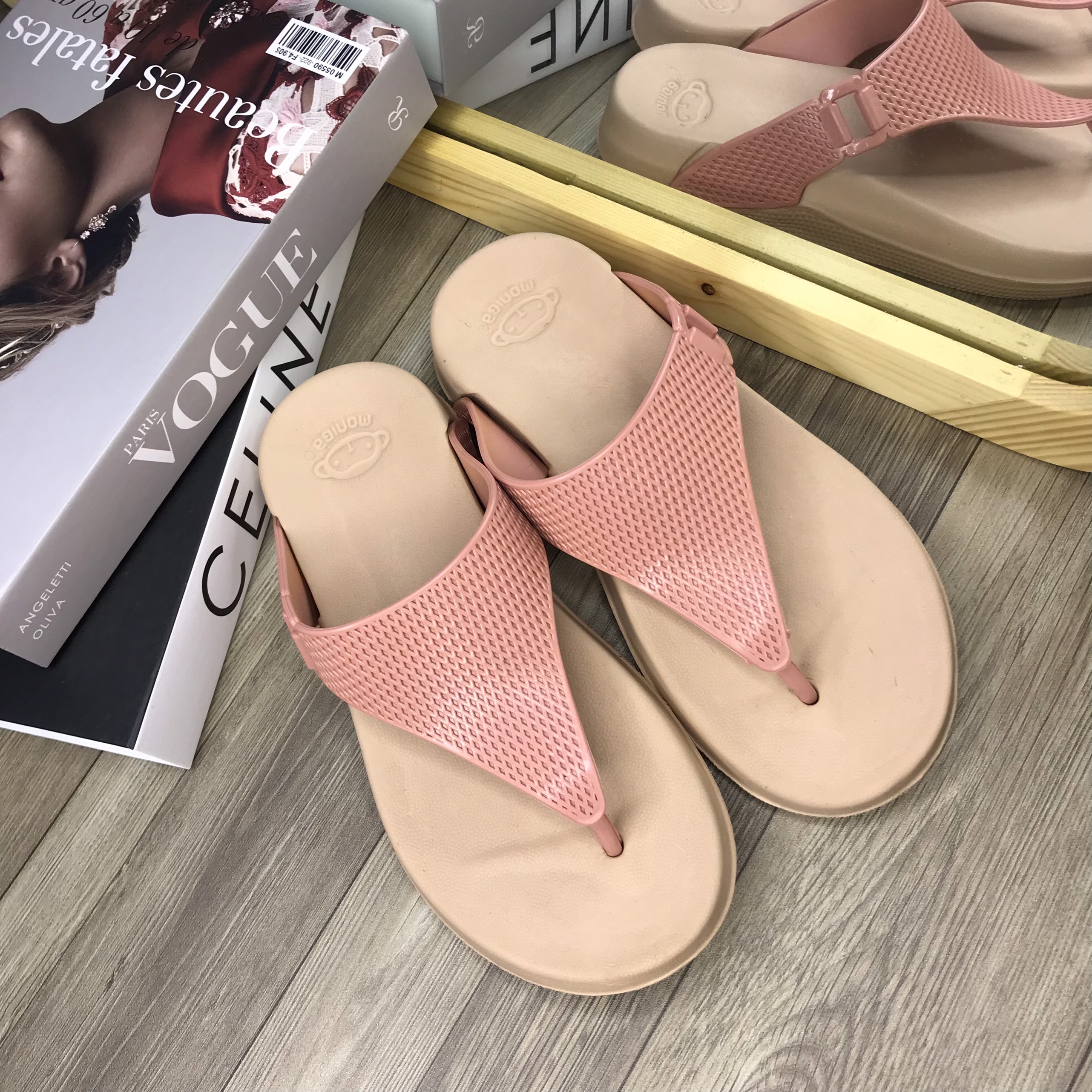 Dép Kẹp Thái Lan MONOBO MONIGA 6.4 Chính Hãng - Đế kem quai hồng