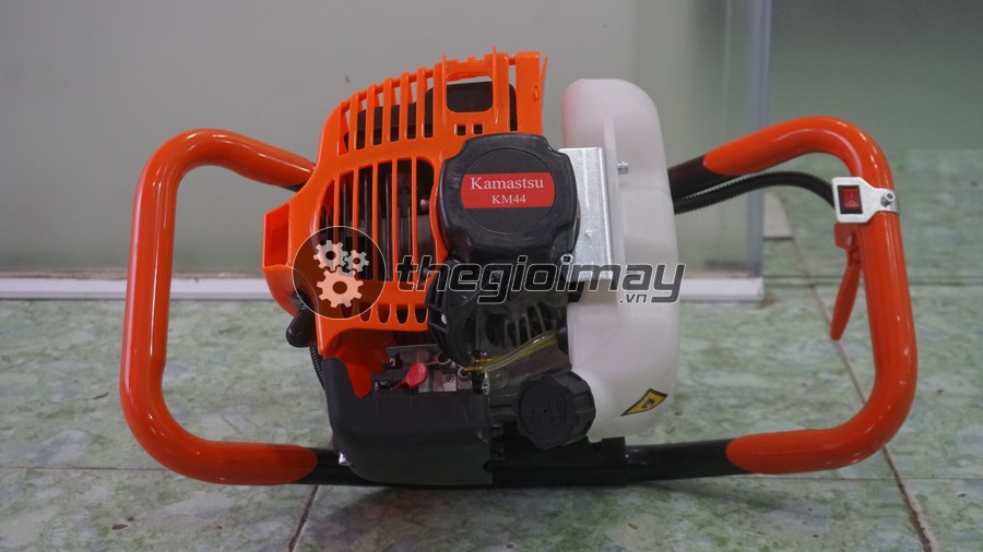 Máy khoan đất 2 thì kamastsu km44 1.8kw