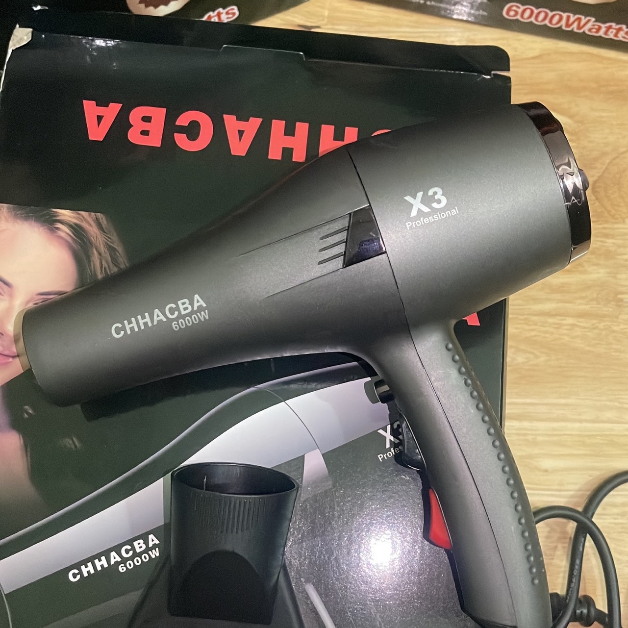 Máy Sấy Tóc Công Xuất Lớn ChhacBa 6000W Chẩn Hàng SALON, Tặng Kèm Đầu Sấy ( BẢO HÀNH 12 THÁNG )