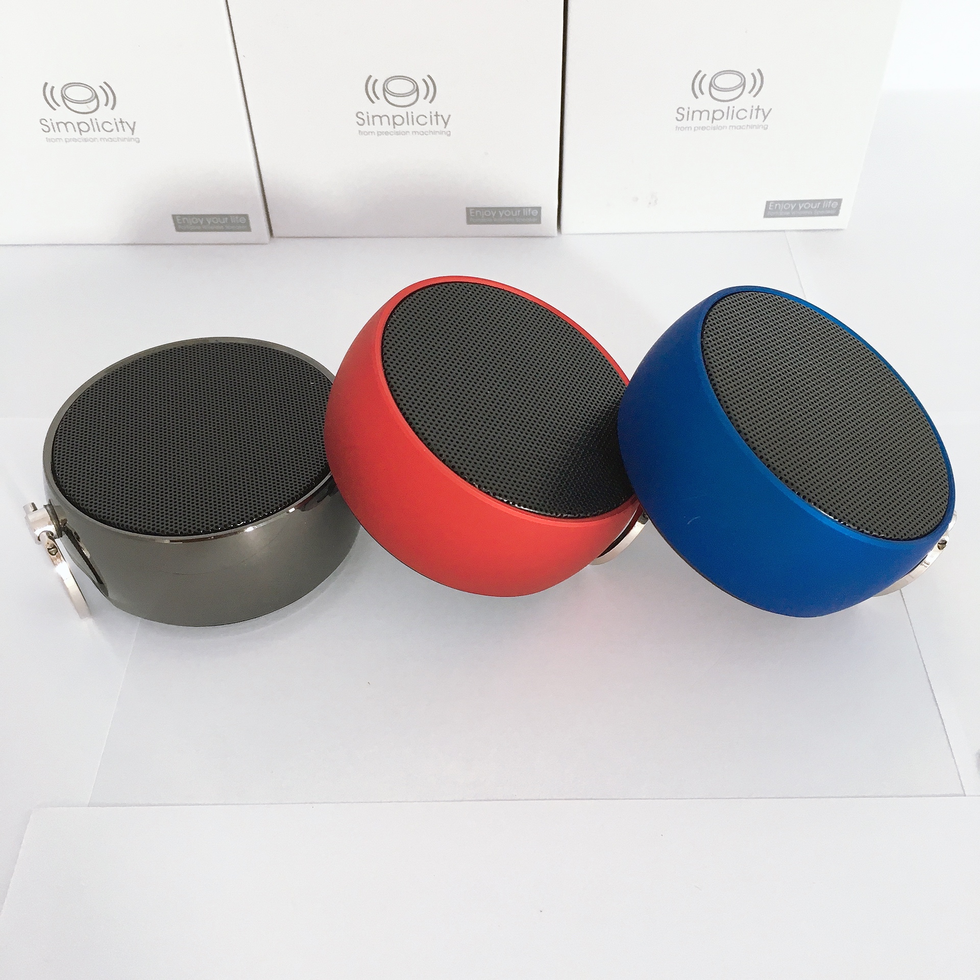 Loa Bluetooth Mini BS-02 Vỏ Kim Loại, Âm Thanh Hay, Có Móc Treo Tiện Lợi (Có Khe Cắm Thẻ Nhớ, Cổng 3.5)