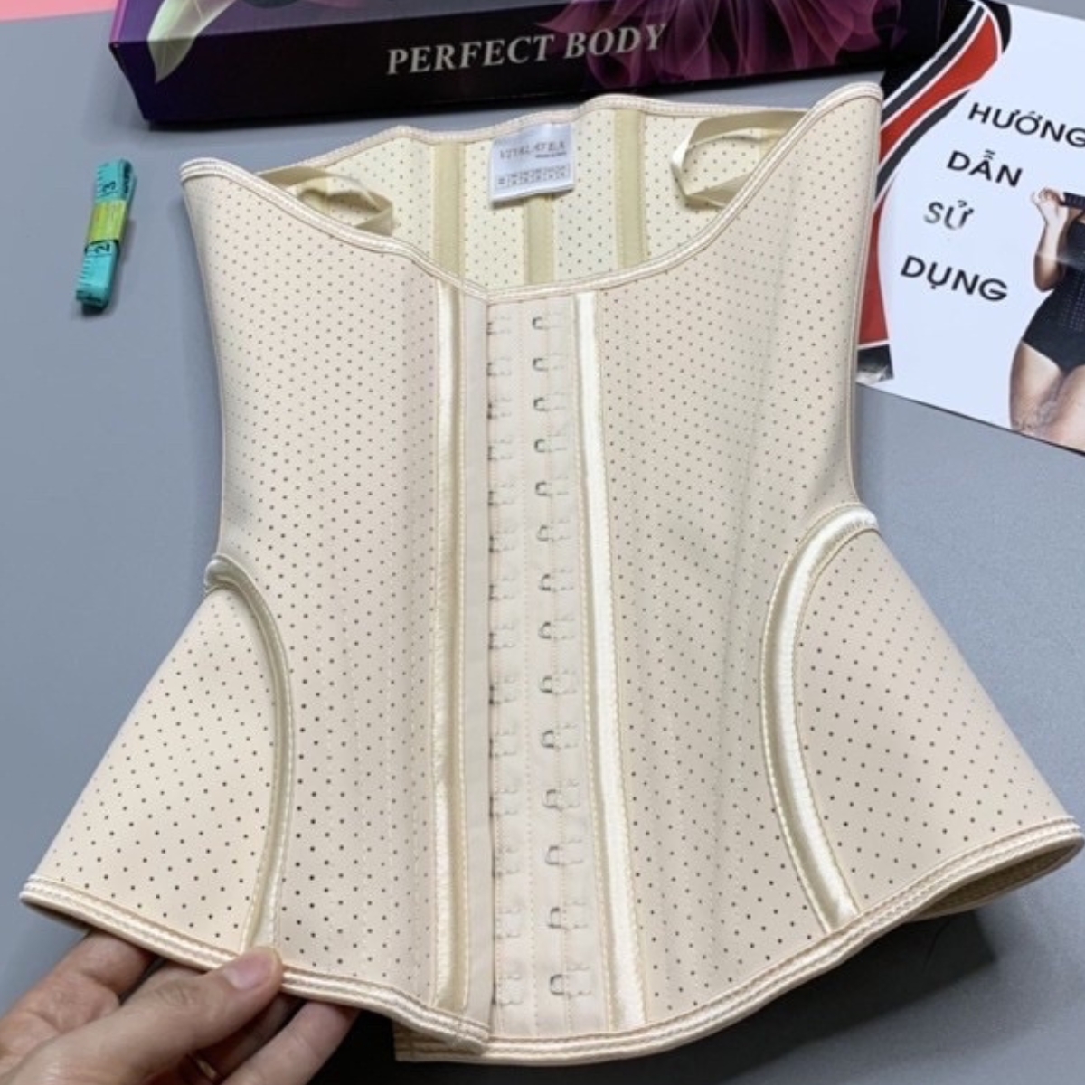 Gen nịt bụng Vitalatex thông hơi, 19 xương, dài 26cm,29cm-Giải pháp hiệu quả cho vòng eo thon gọn.