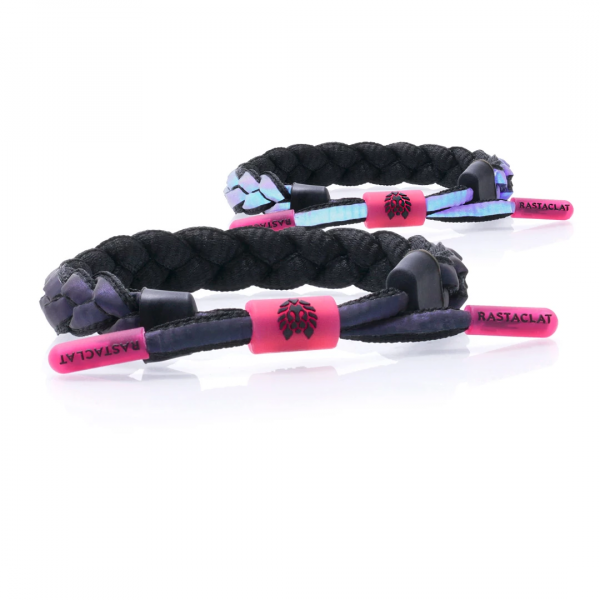 Vòng tay Rastaclat Dark Matter phản quang, thân vòng màu đen, barrel, aglets màu đỏ đậm, kích thước điều chỉnh từ 15cm – 19cm