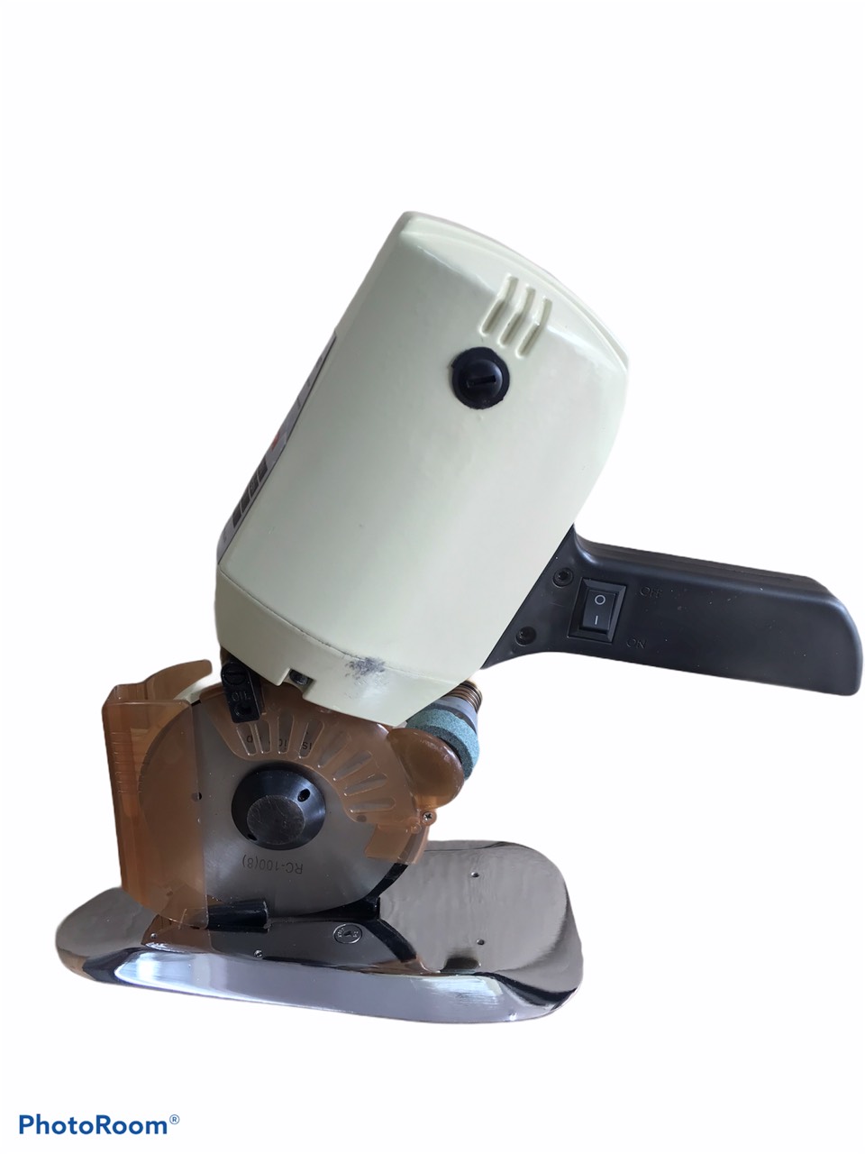 Máy cắt vải cầm tay loại cơ OCTA dao cắt 100mm