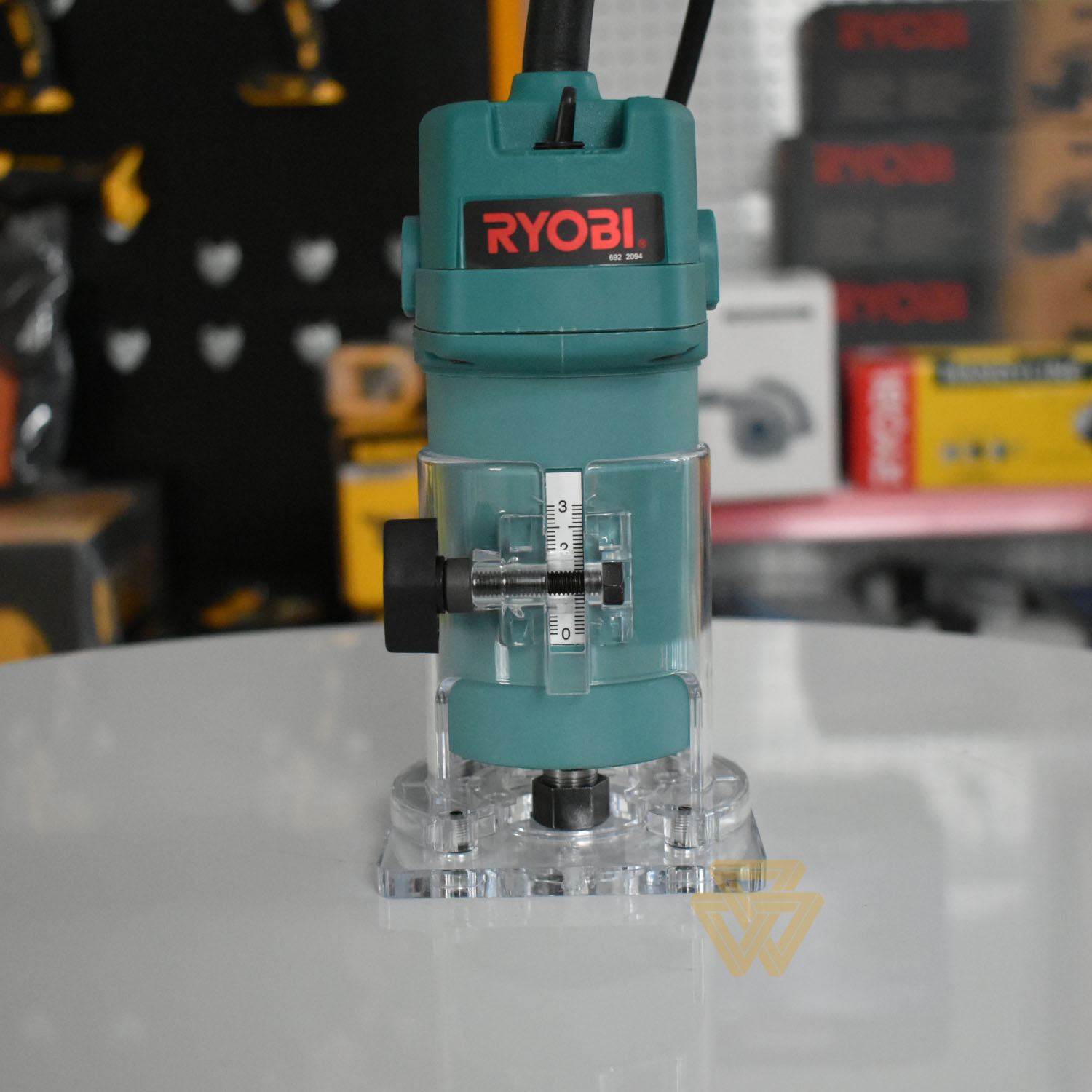 Máy phay 1150w ryobi tr-50a