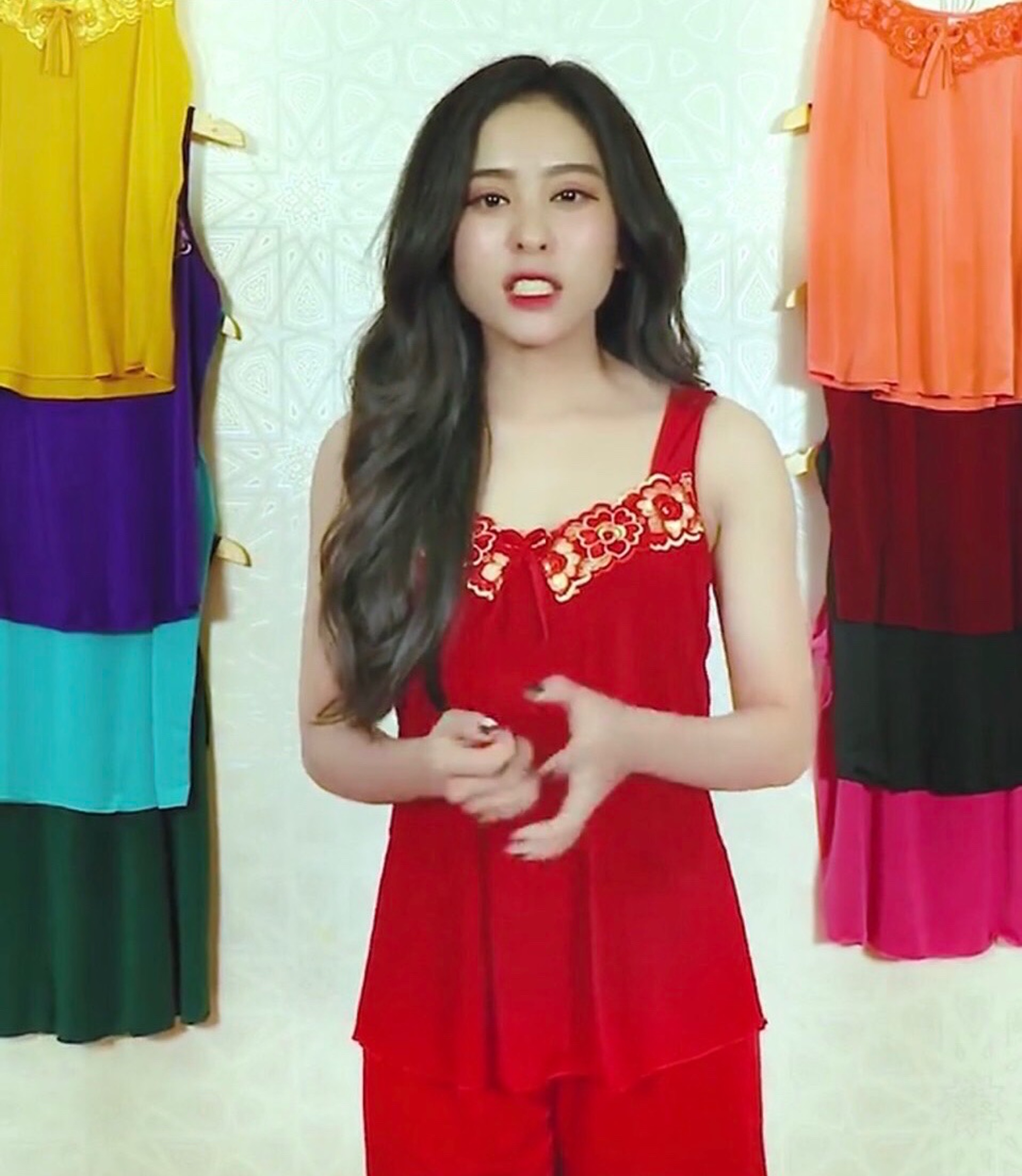 Đồ bộ ngủ thun lạnh cổ ren sexy freesize 40-65kg