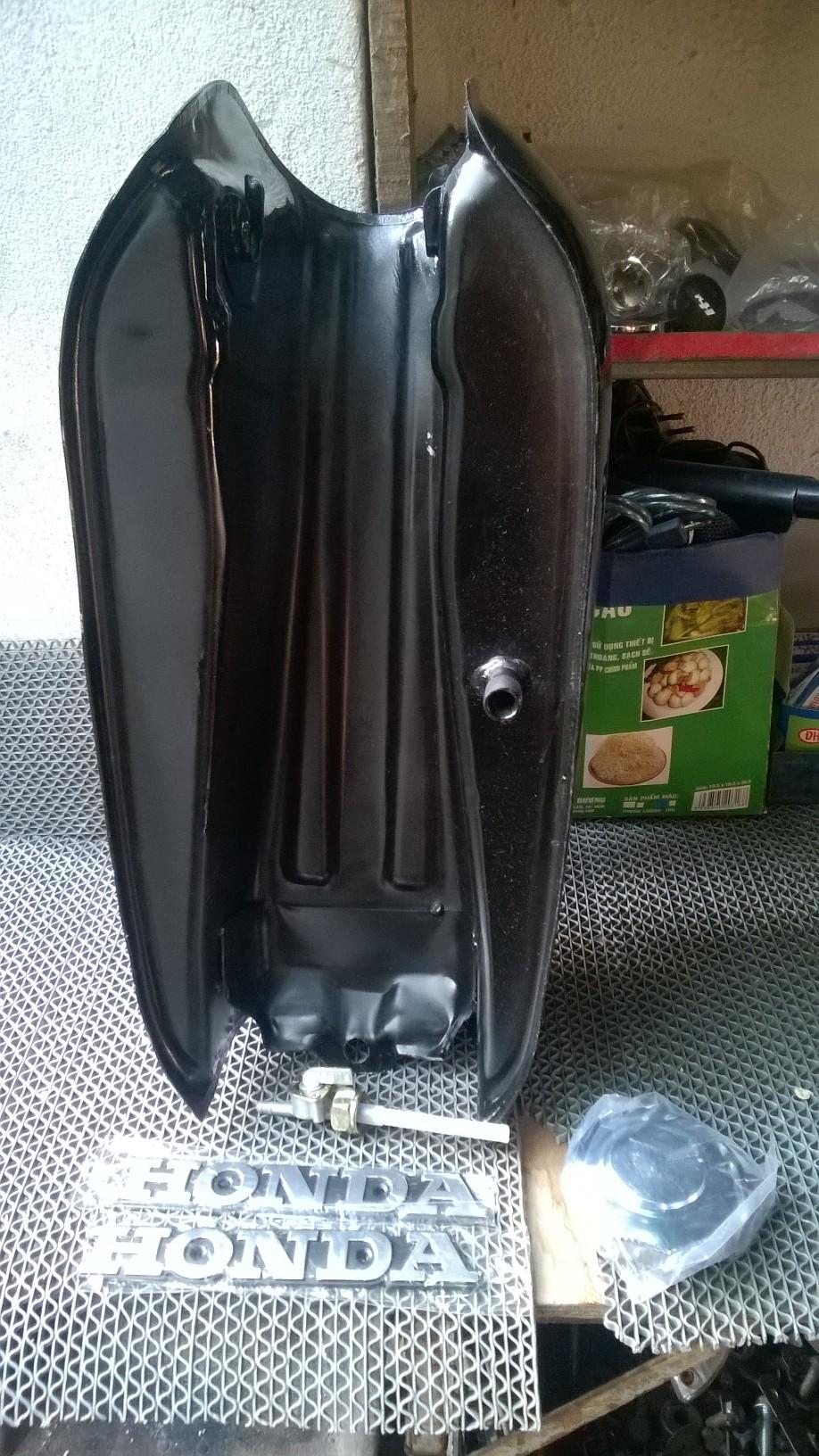 bình xăng lớn cd sơn đen cho xe cd hay honda 67