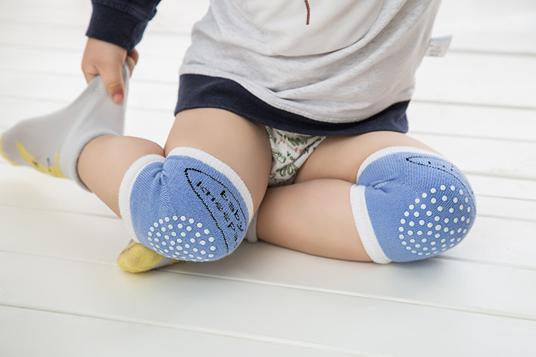 Vớ tất bảo vệ đầu gối cho bé tập bò tập đi Chất liệu 100% cotton êm mềm cho bé Chất xịn, không bị xù lông
