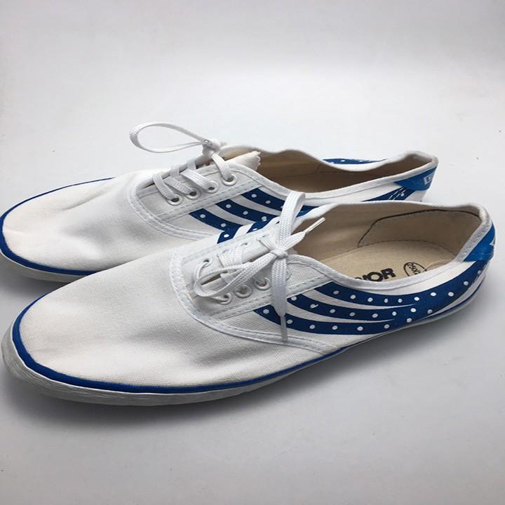 GIÀY BÓNG ĐÁ BATA TÀU MÀU TRẮNG MỚI ĐẸP RẺ