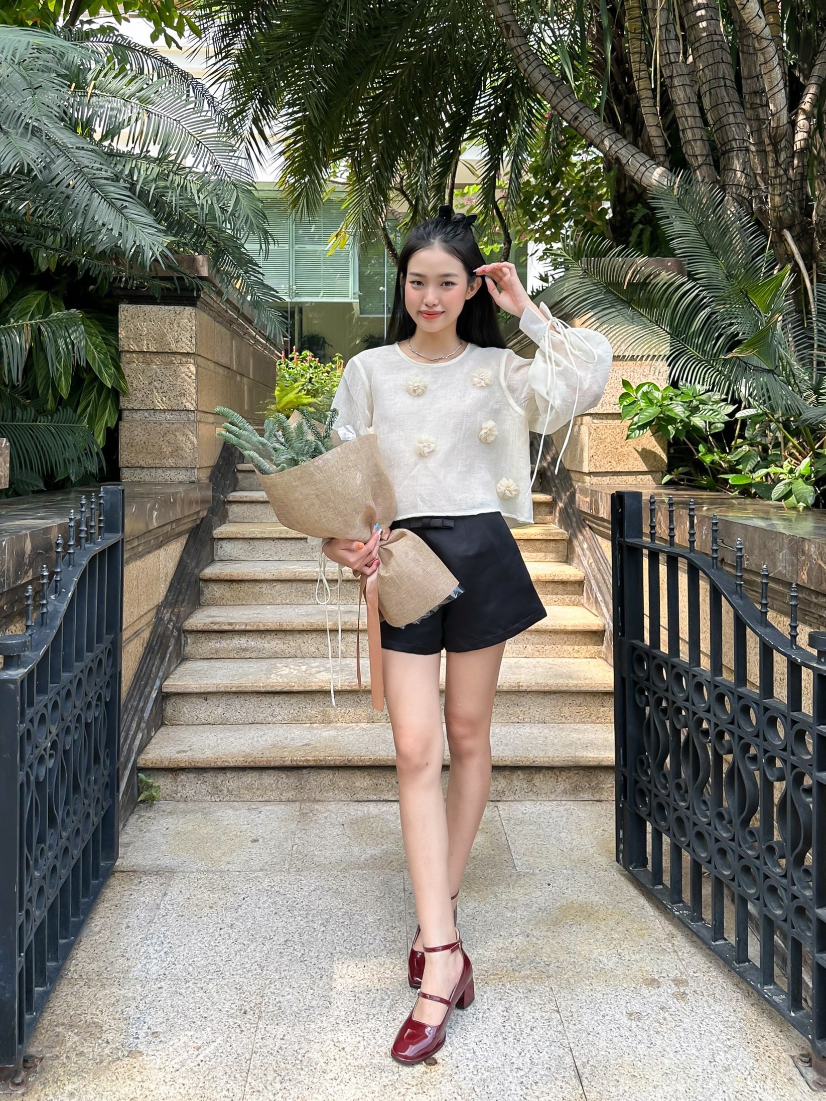 Kido quần ngắn đính nơ trước layla shorts