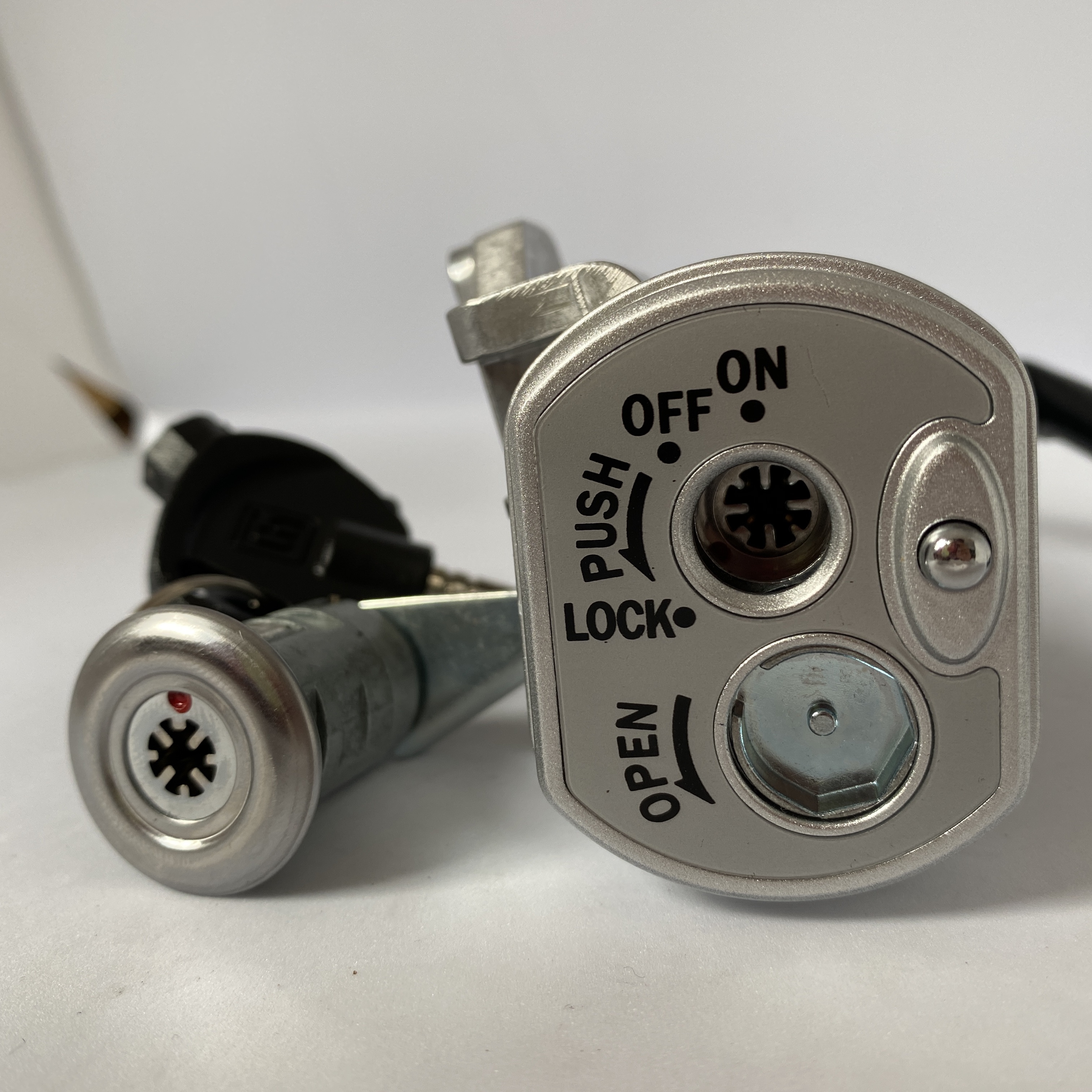 Ổ Khóa Từ 8 Cạnh Honda Wave RS (Japan)