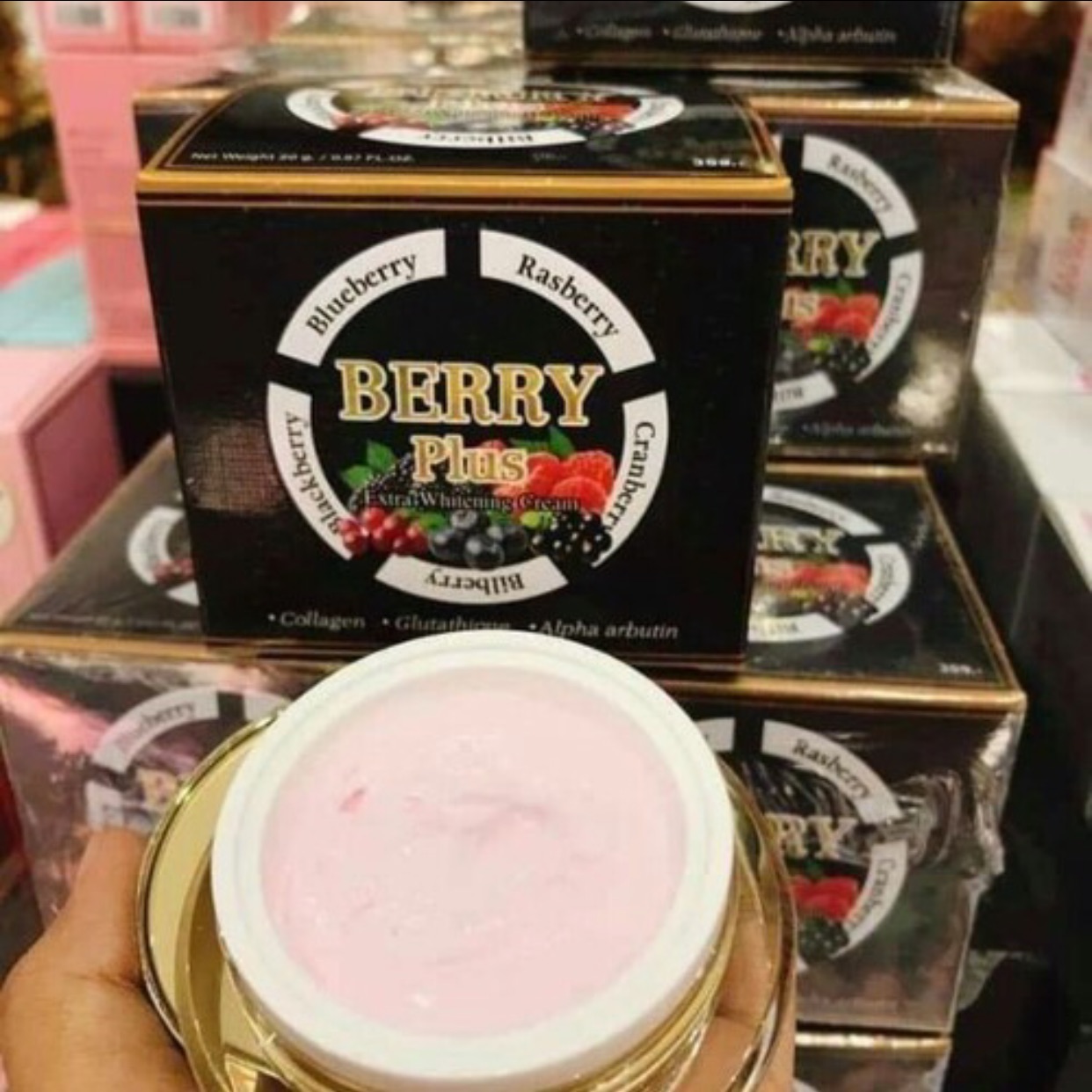 Kem trái cây berry plus loại bỏ mụn