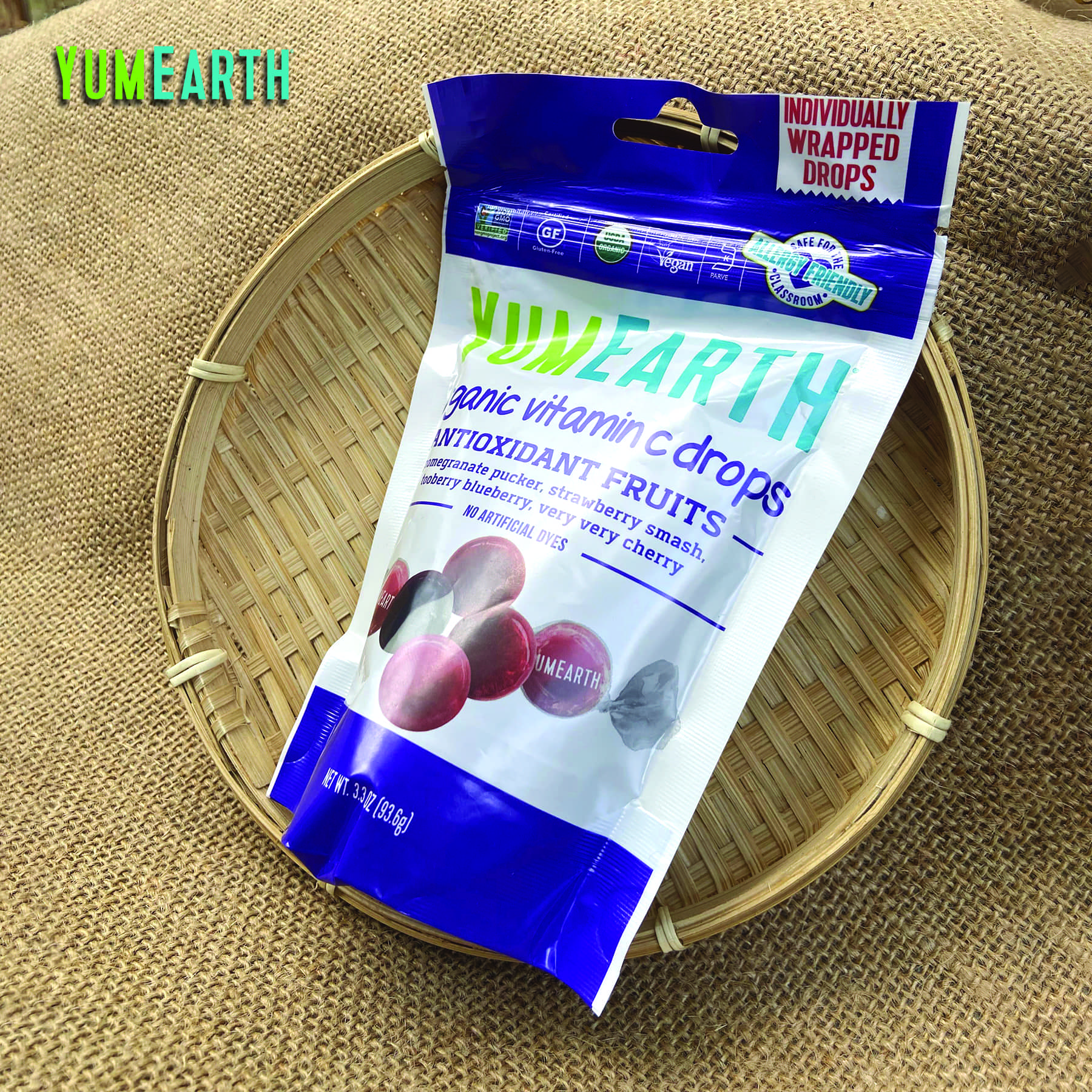 Kẹo viên hữu cơ vị trái cây bổ sung vitamin C Yumearth 93.6g