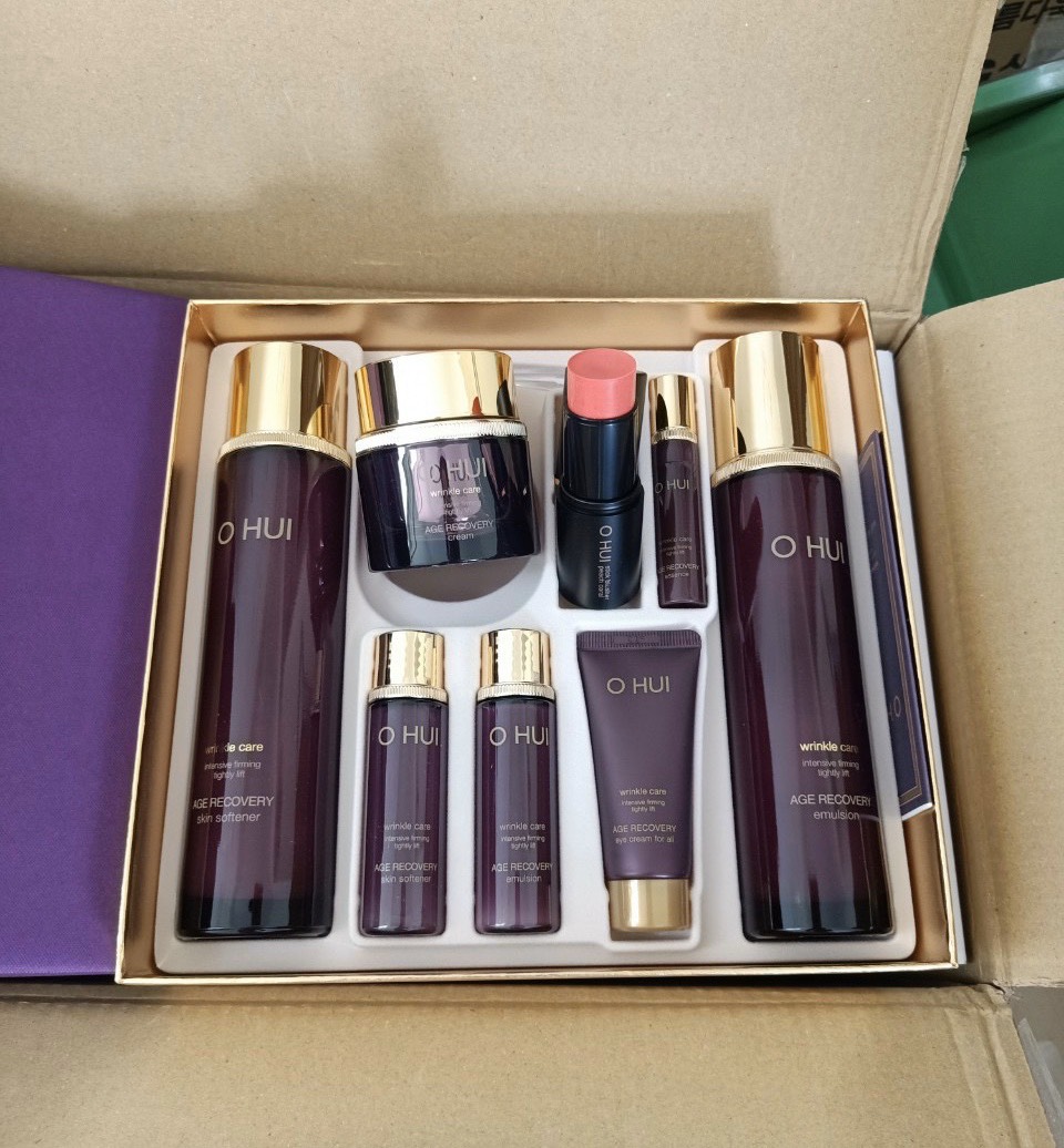 Set dưỡng bổ sung baby collagen chống lão hóa, xóa mờ nhăn Ohui Age Recovery