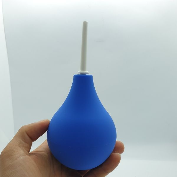 Dụng cụ xịt rửa hậu môn vệ sinh