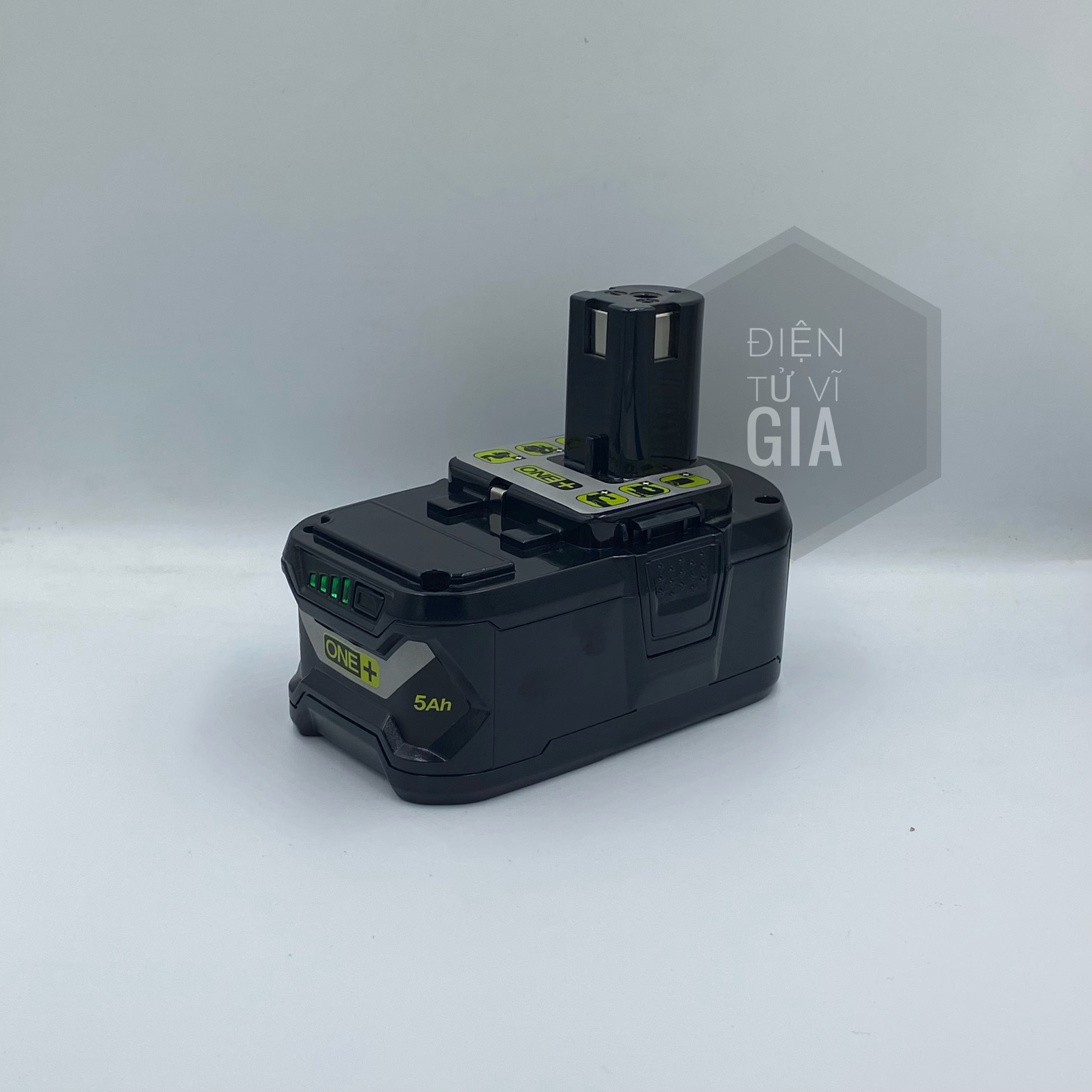 Pin ryobi 18v dung lượng 4ah - 5ah nhận sạc ryobi bảo hành 6 tháng
